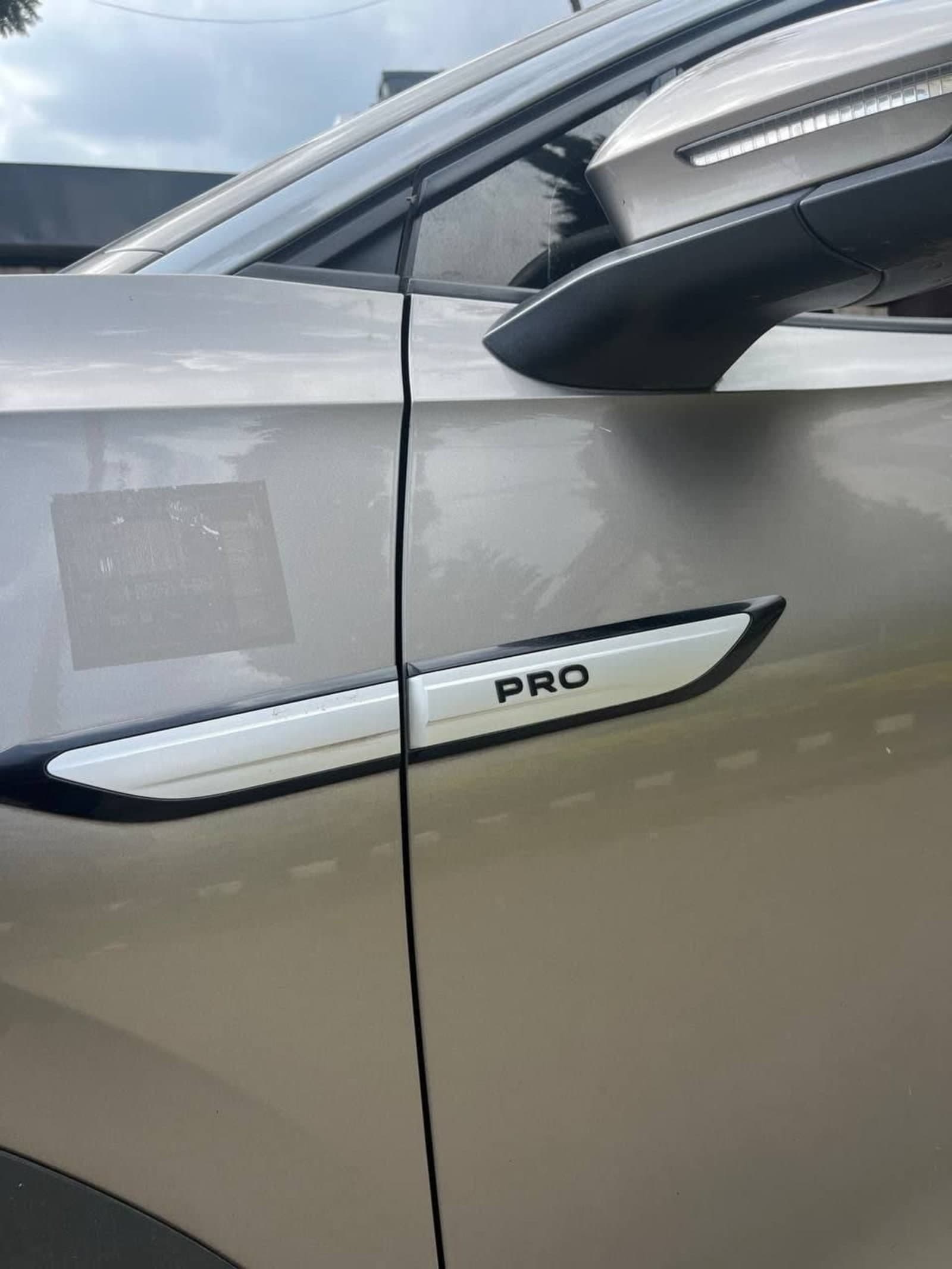 2022 Volkswagen ID.6 Crozz — photo 3