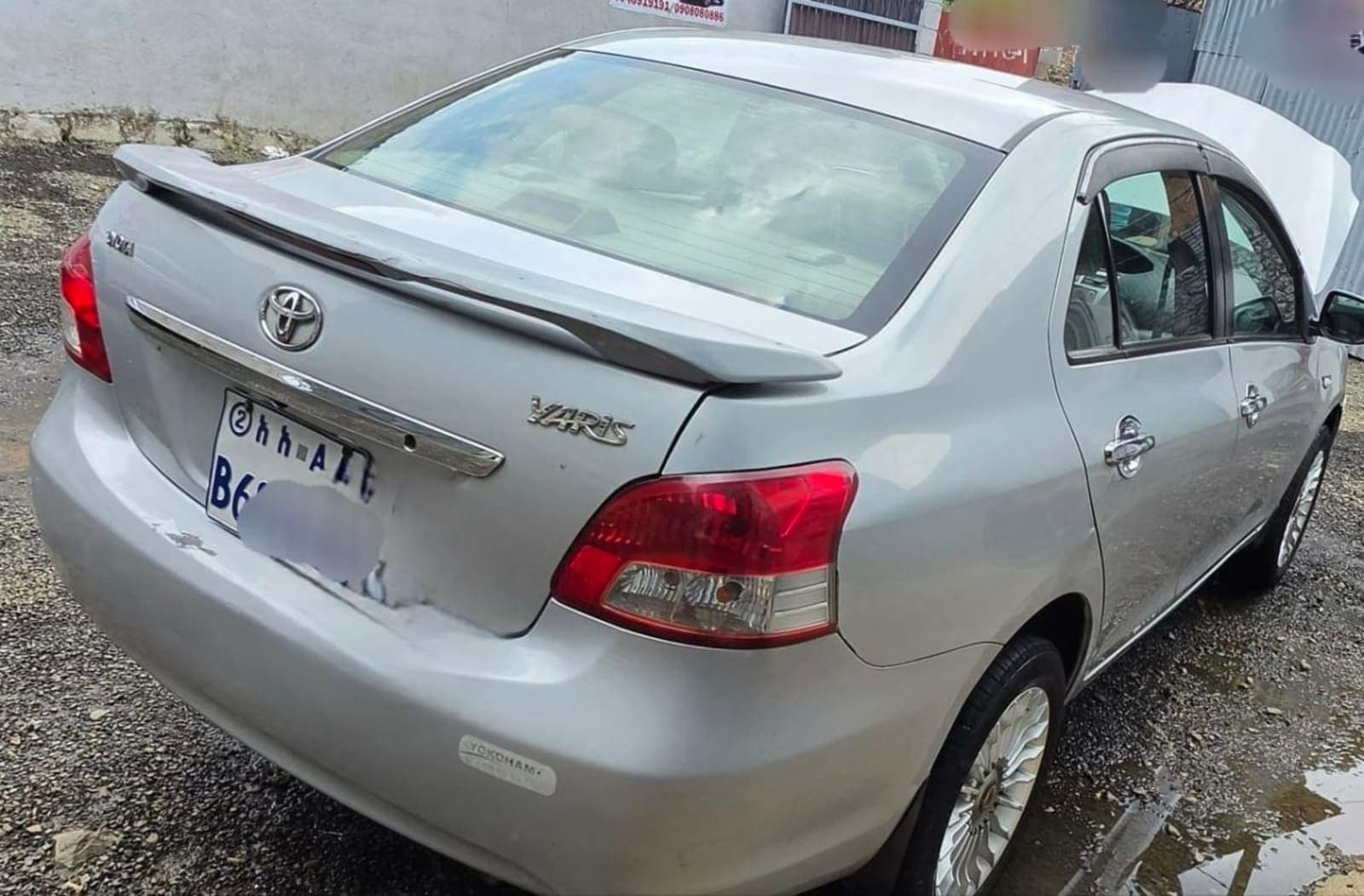 2010 Toyota Yaris Belta — photo 5