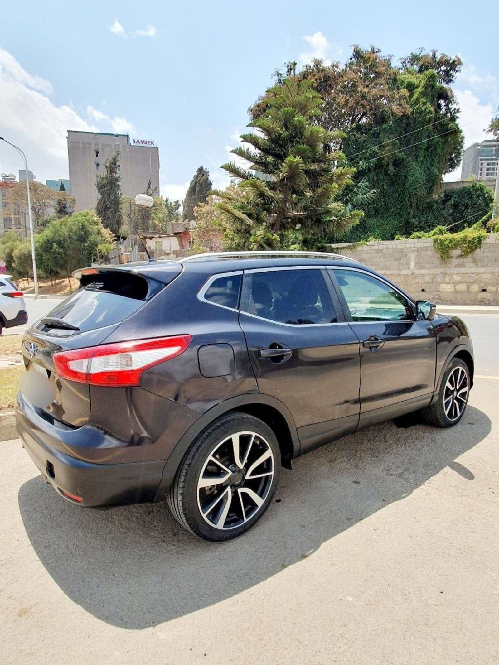 2017 Nissan Qashqai — photo 2