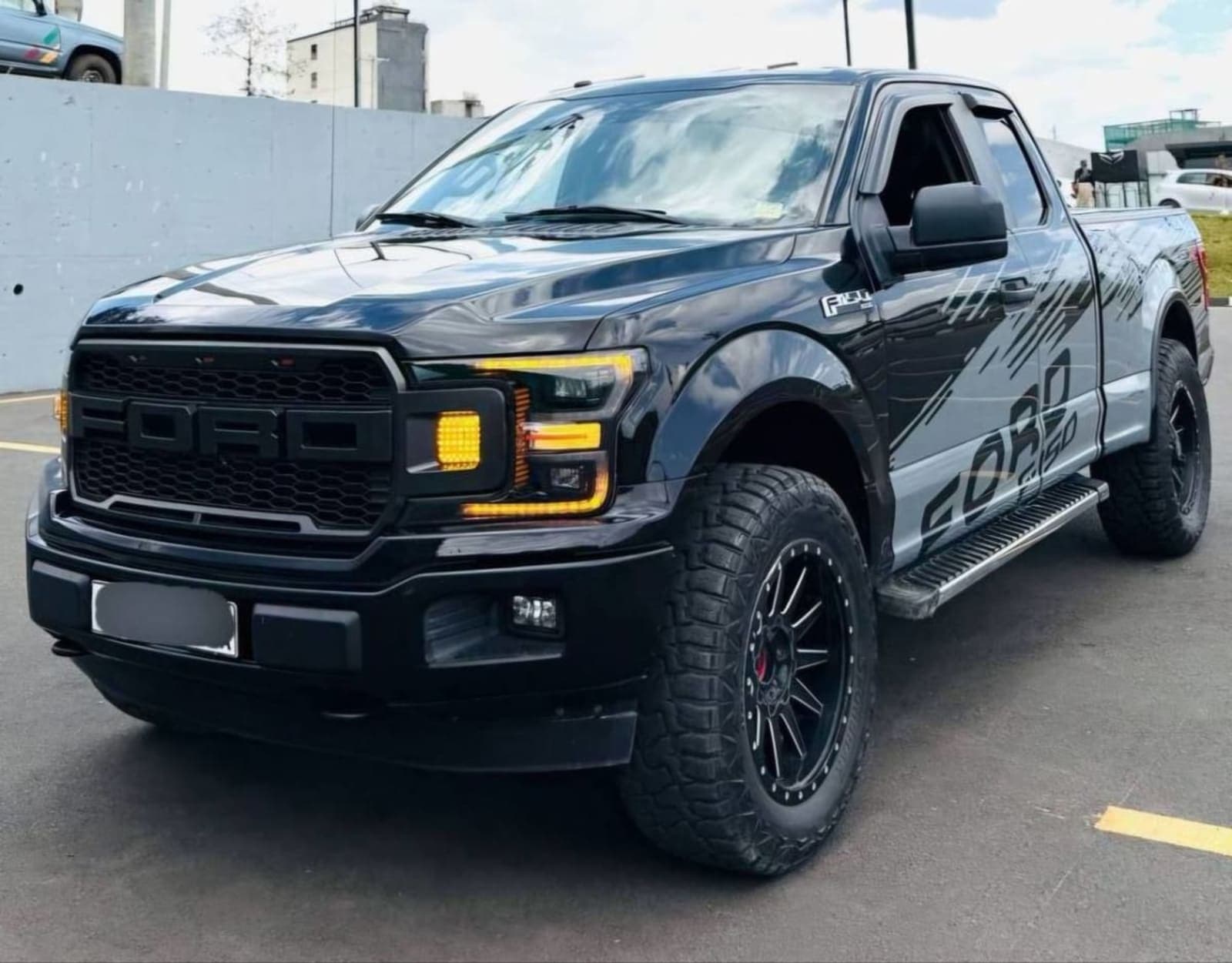 2020 Ford F150 XLT — photo 5