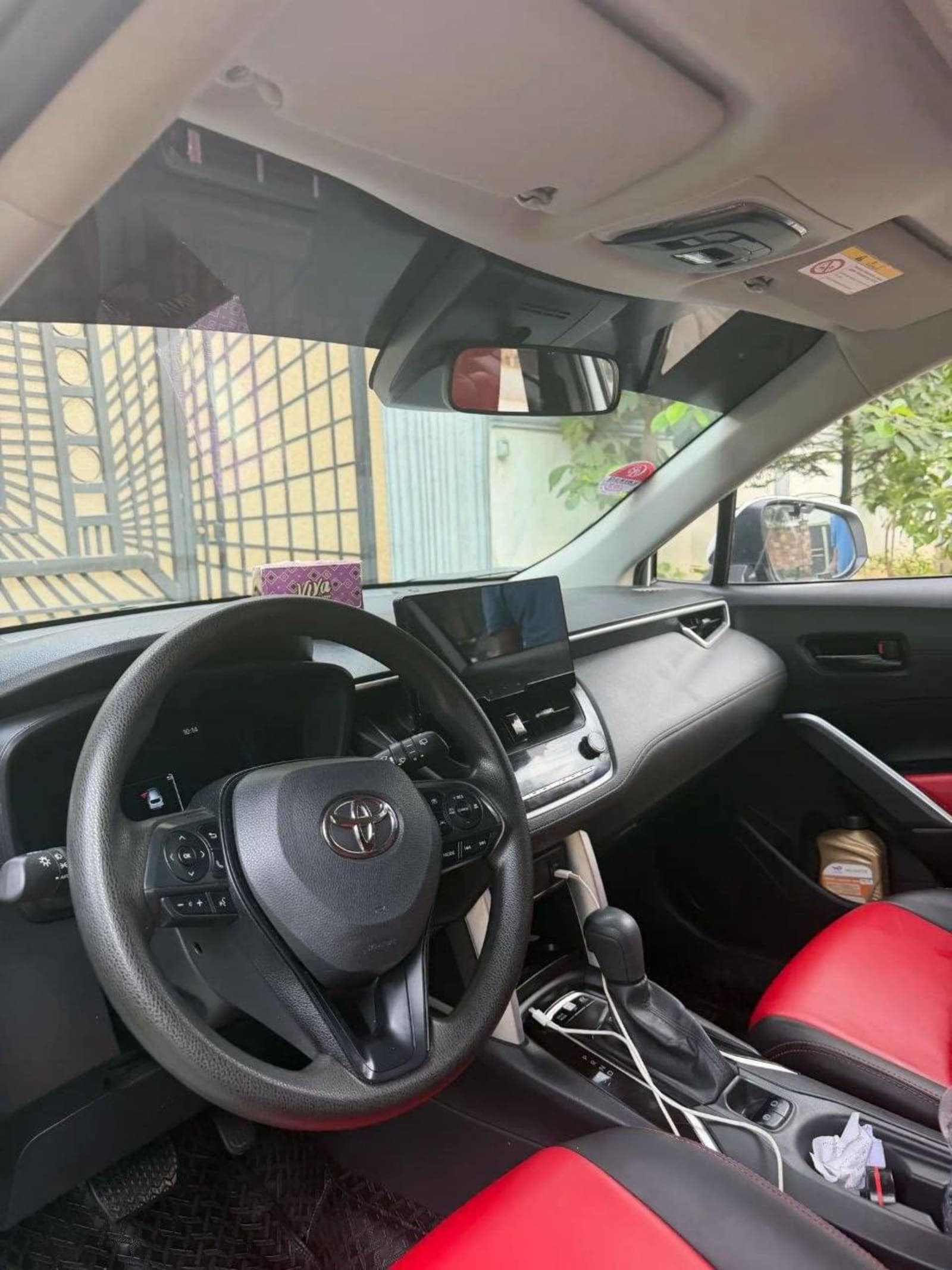 2024 Toyota Corolla Cross Hybrid — photo 3