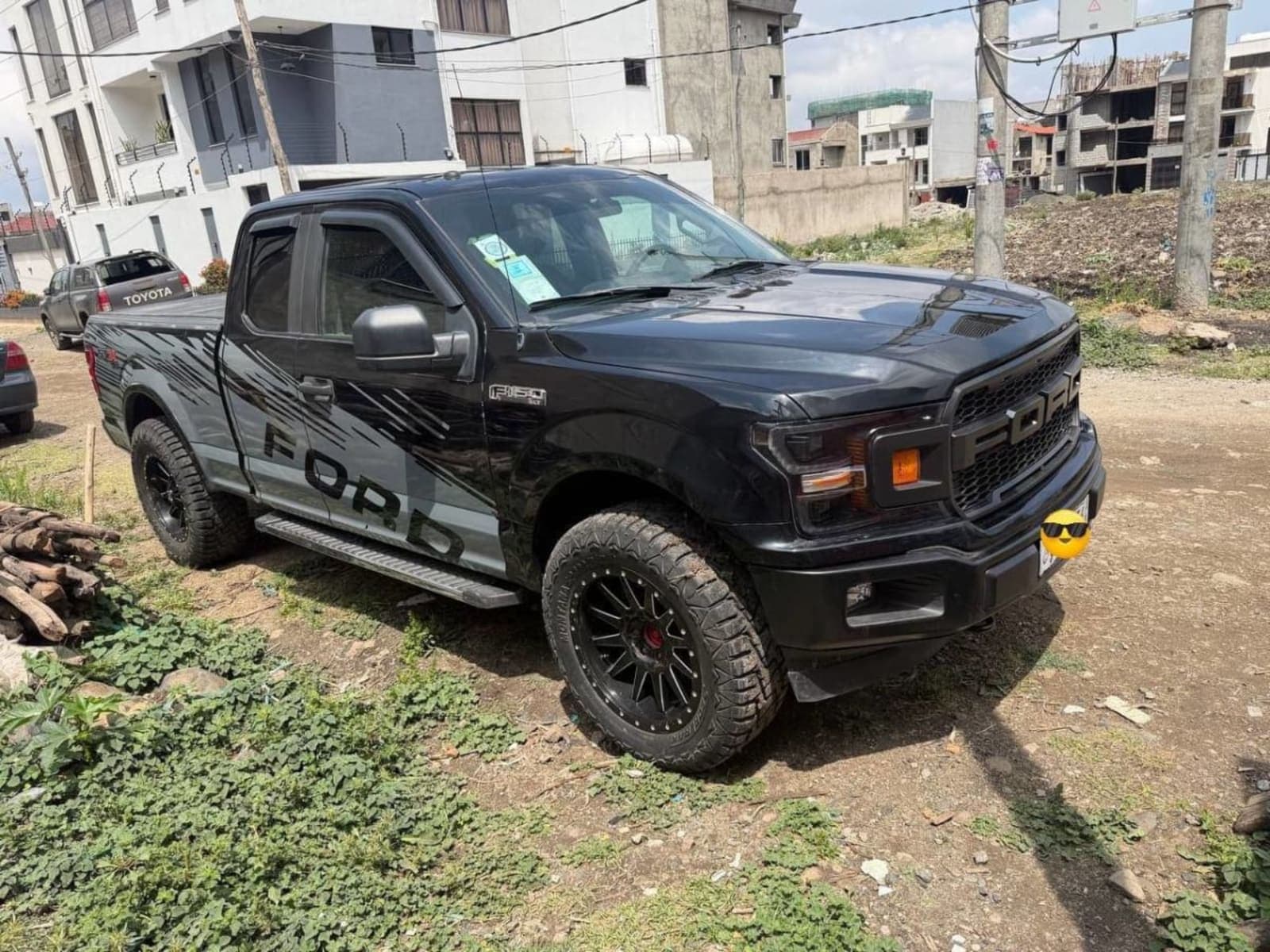 2020 Ford F150 Laret โ photo 3