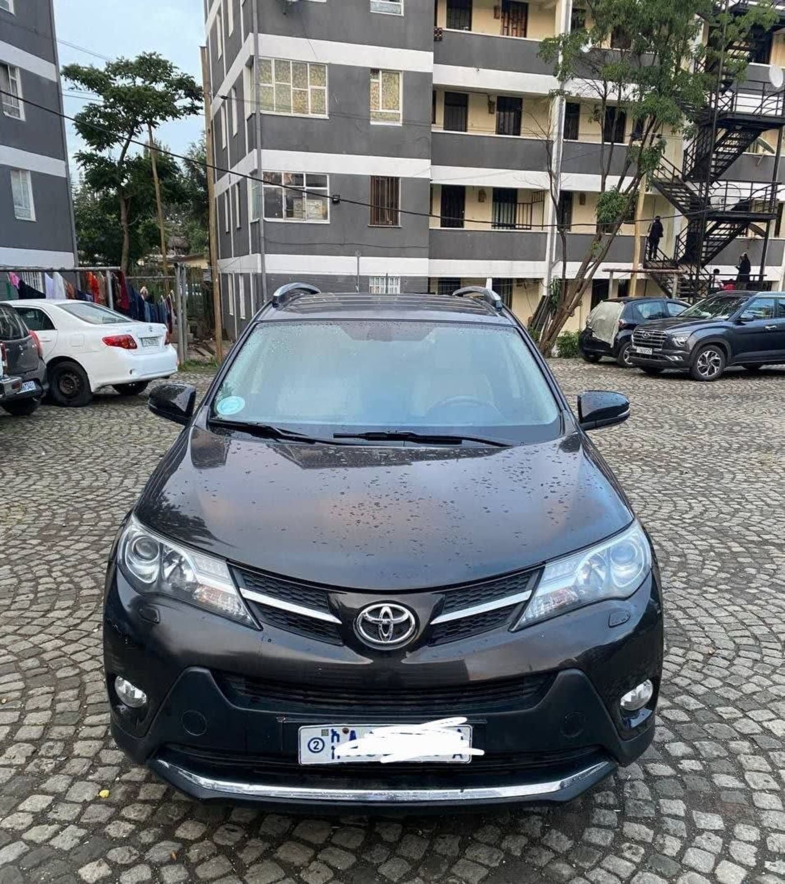 2015 Toyota Rav4 — photo 4