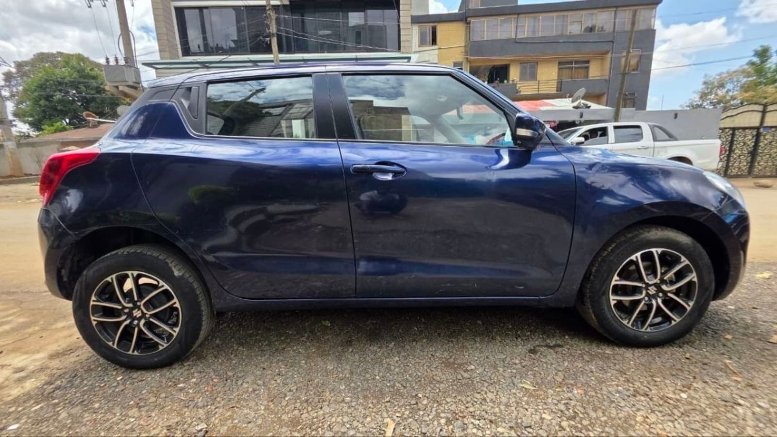 2022 Suzuki Swift — photo 4