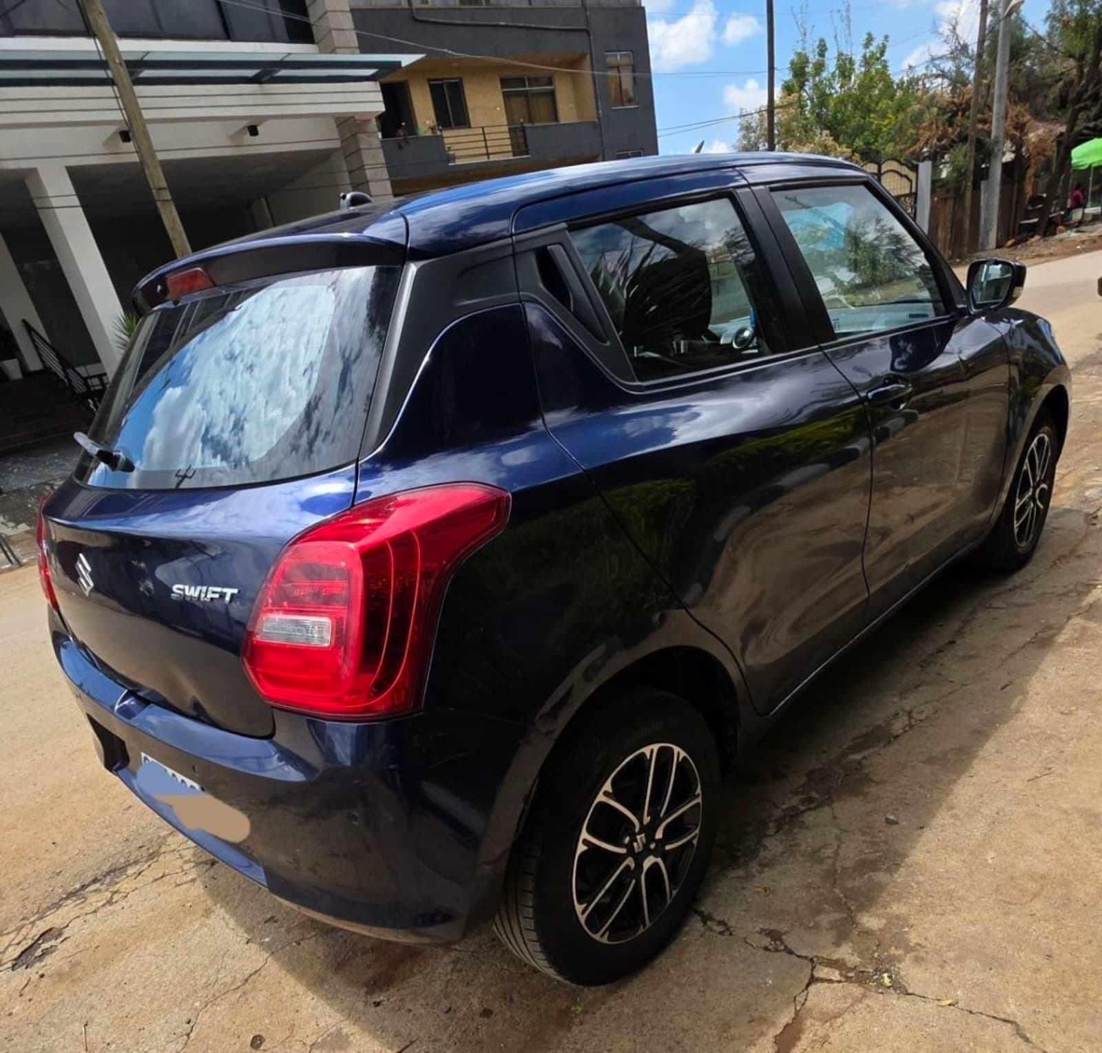 2022 Suzuki Swift — photo 8