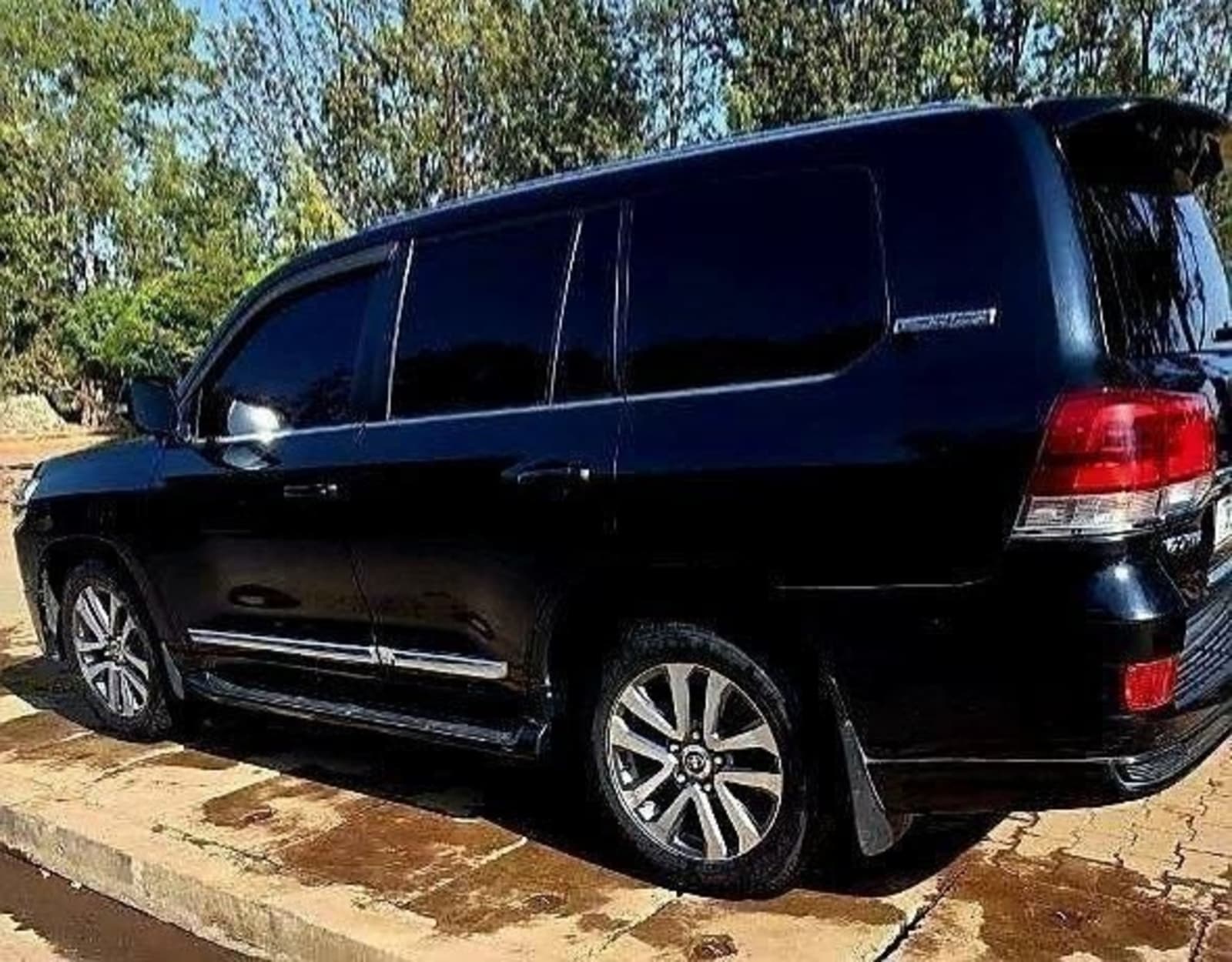 2019 Toyota Landcruiser V8 VXR+ Executive Lounge — photo 5