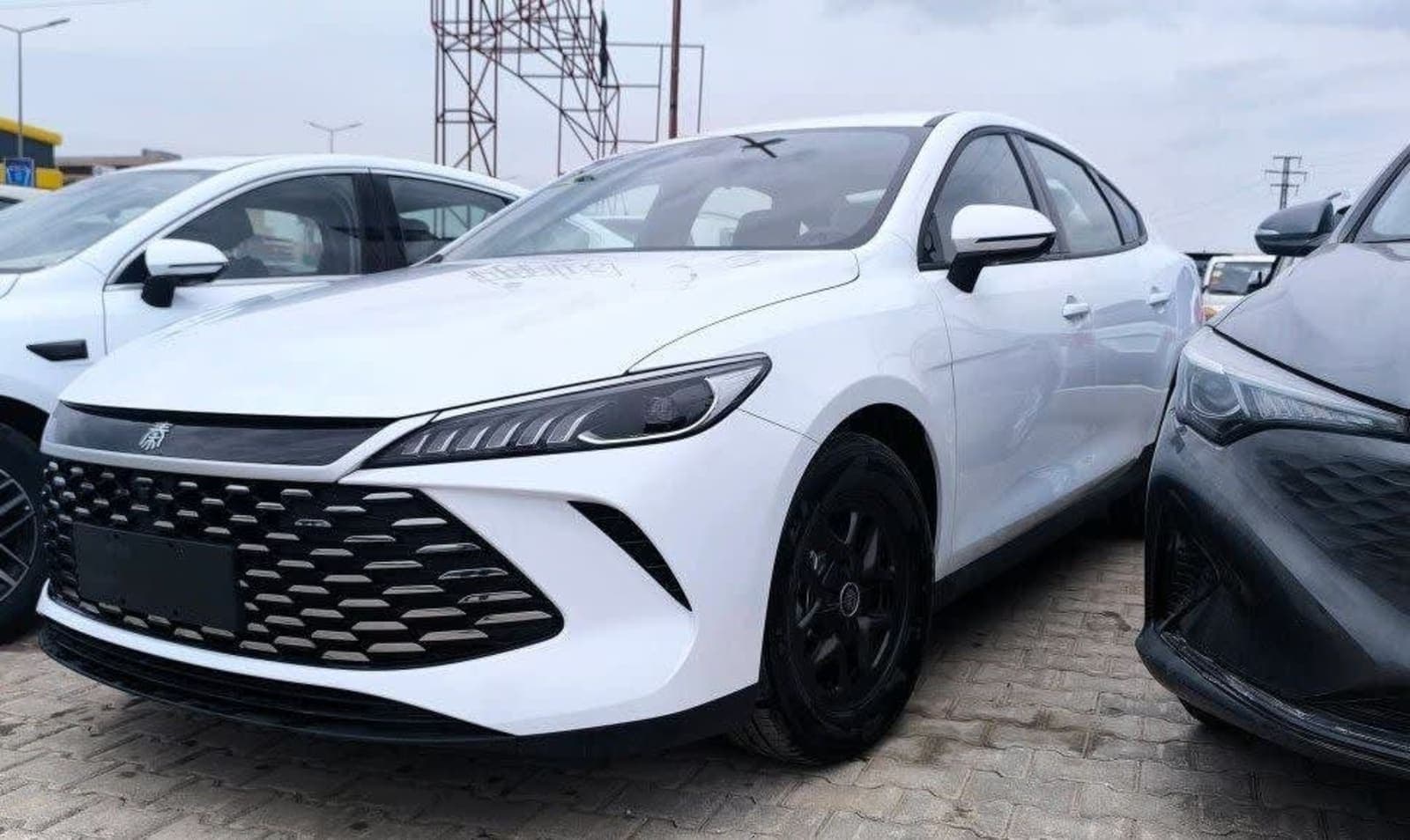 2025 BYD Qin Plus DM-i Glory Edition — photo 5