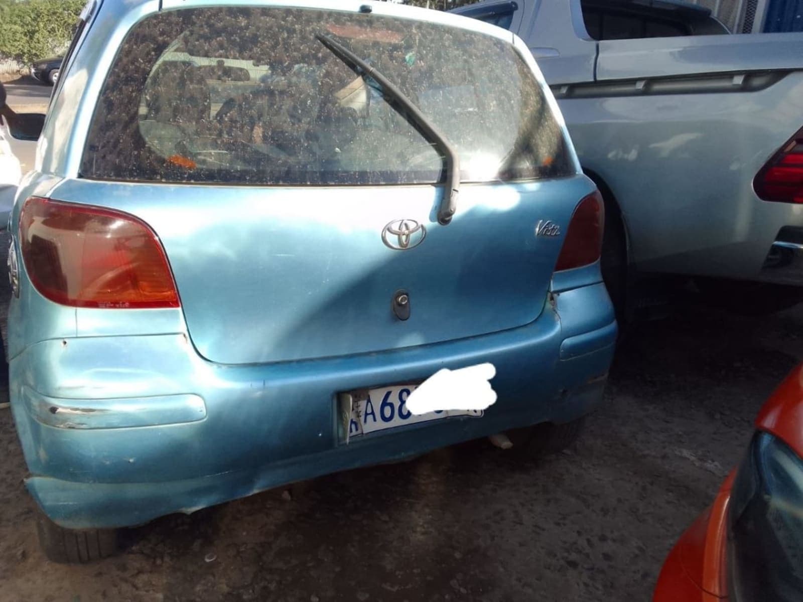 2002 Toyota Vitz — photo 6