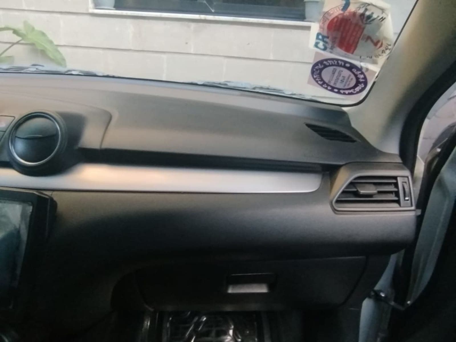2022 Suzuki Swift — photo 2
