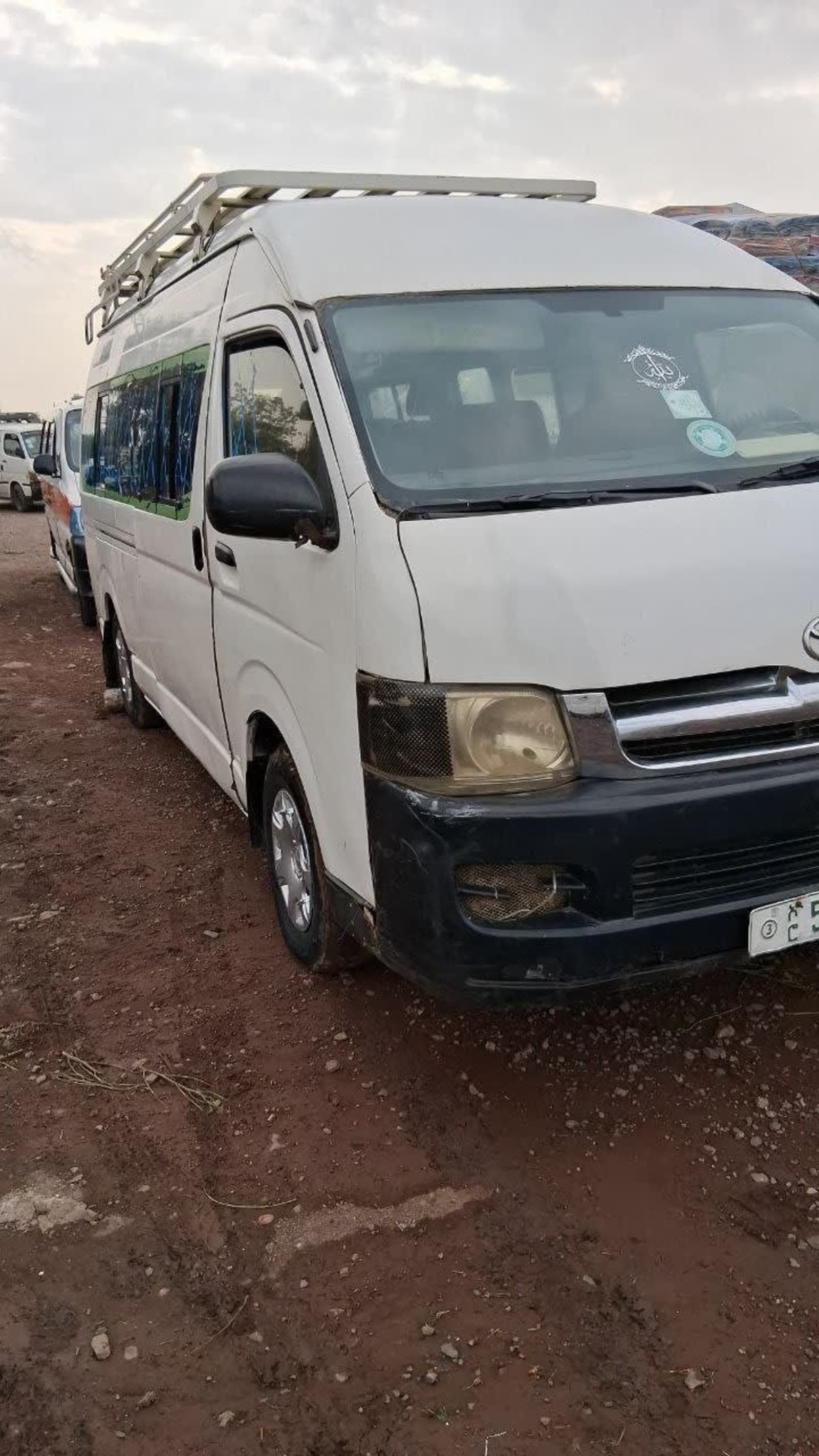 2013 Toyota Hayeruf