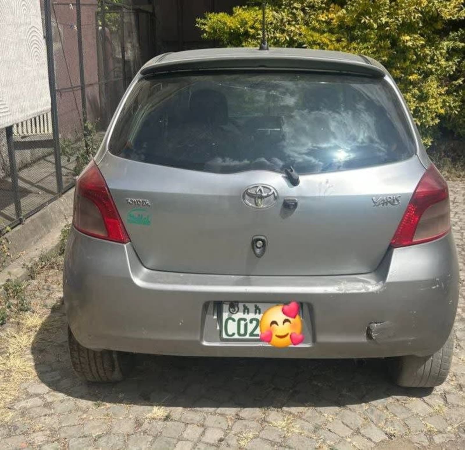 2006 Toyota Yaris Compact — photo 3