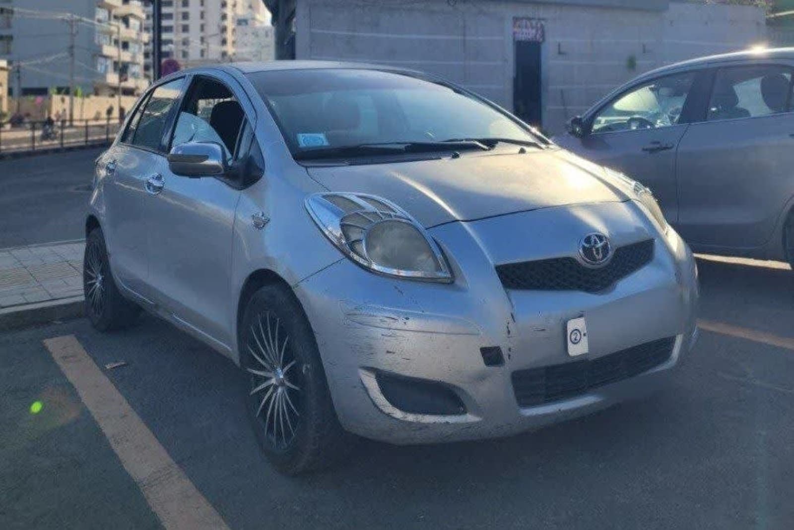 2009 Toyota Yaris Compact — photo 4