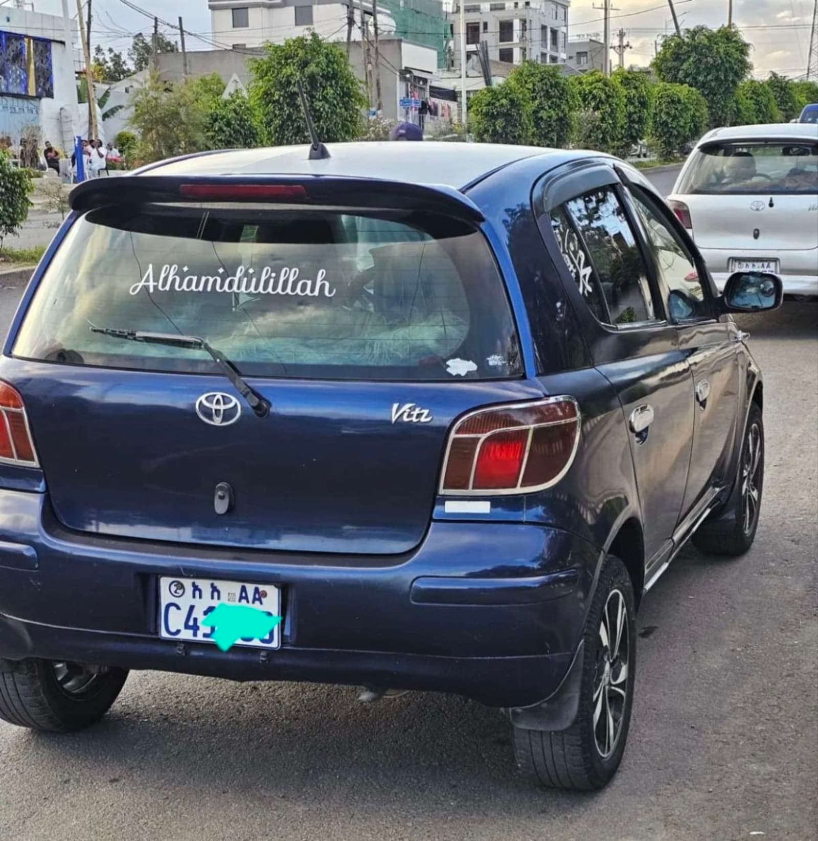 2004 Toyota Vitz — photo 4
