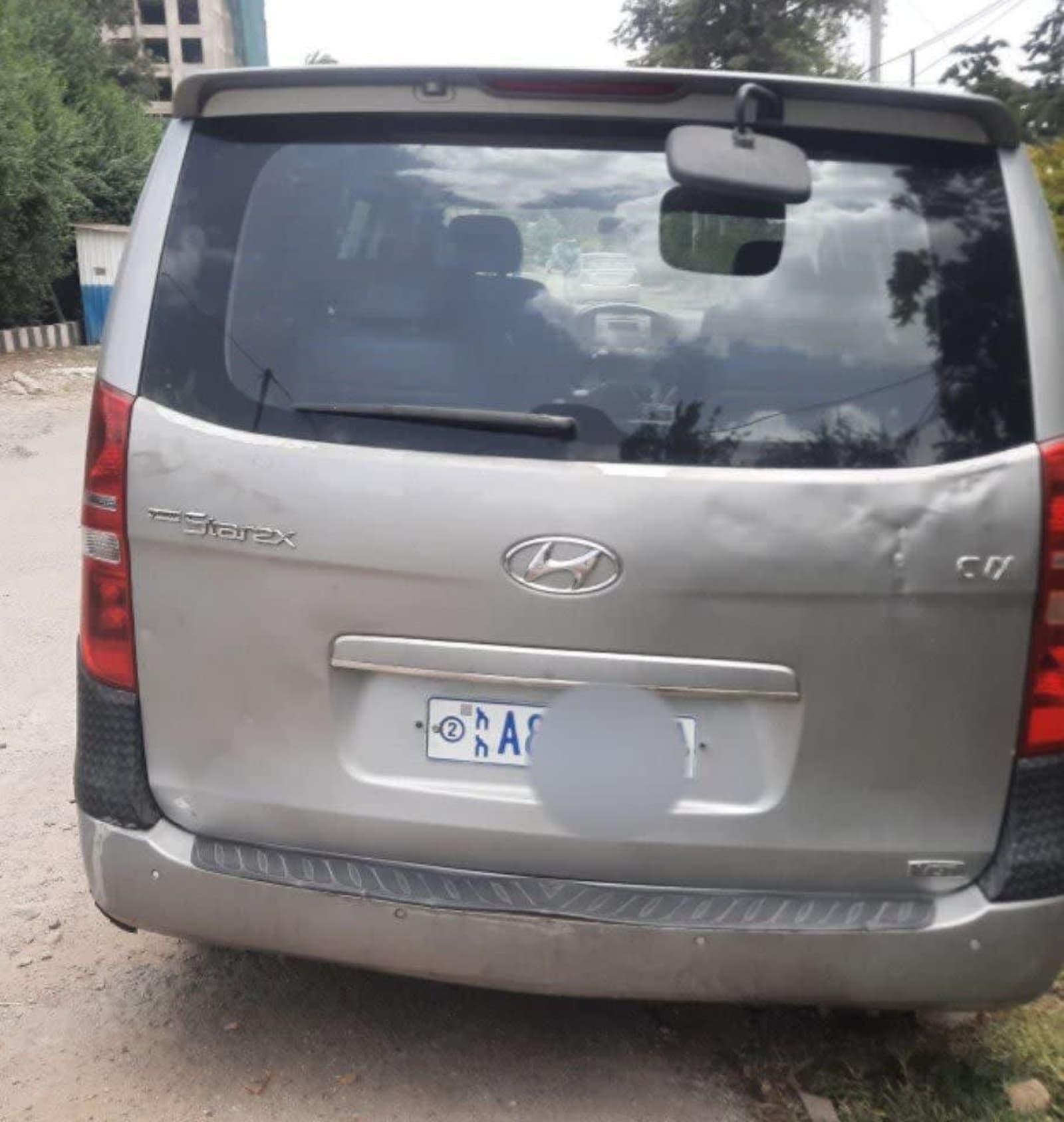 2012 Hyundai Star x โ photo 4