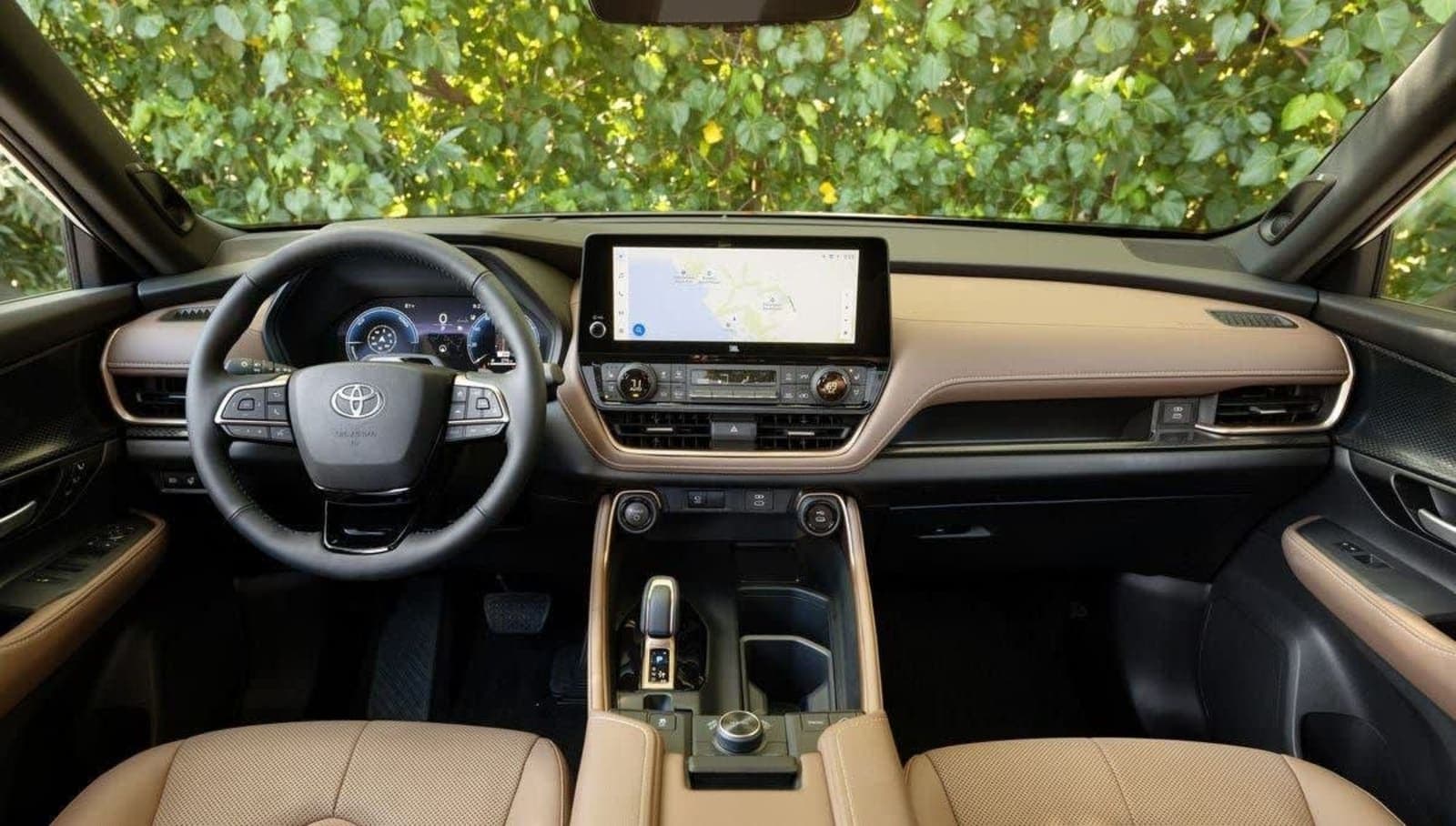 2025 Toyota Grand Highlander Hybrid MAX Platinum — photo 3