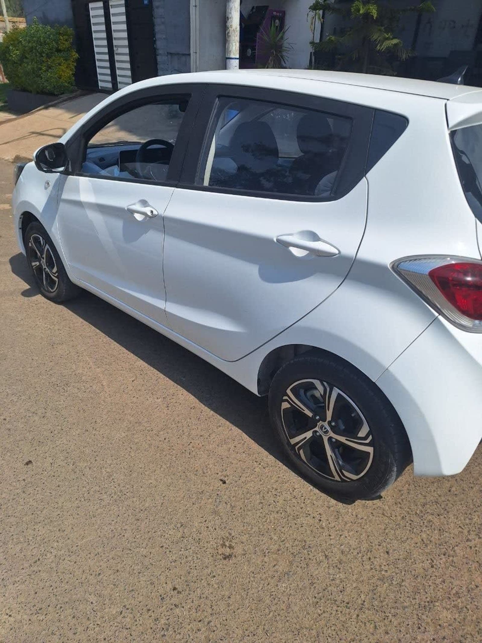 2023 Changan Benben e-star — photo 6