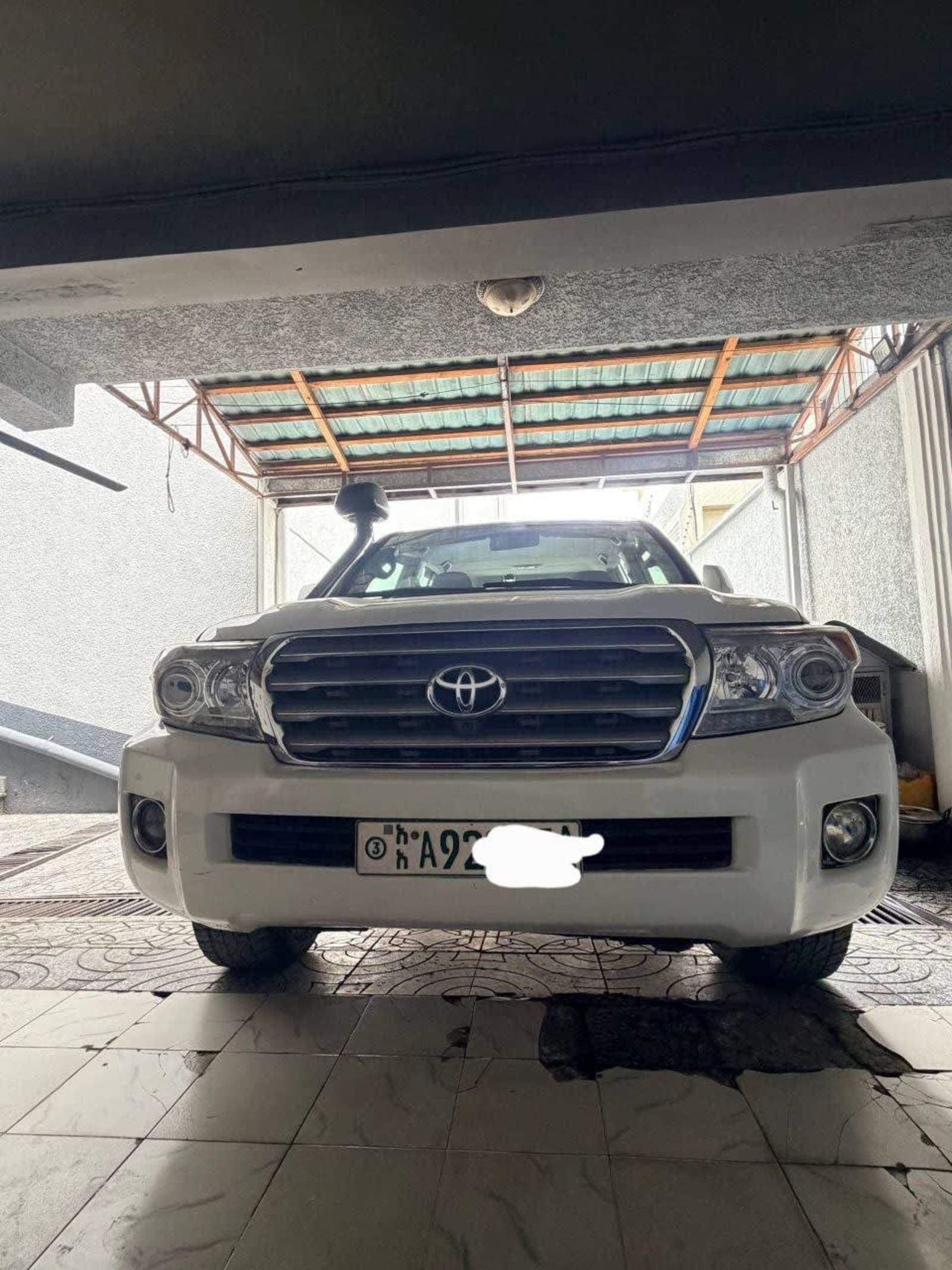 2012 Toyota Landcruiser GXR — photo 6