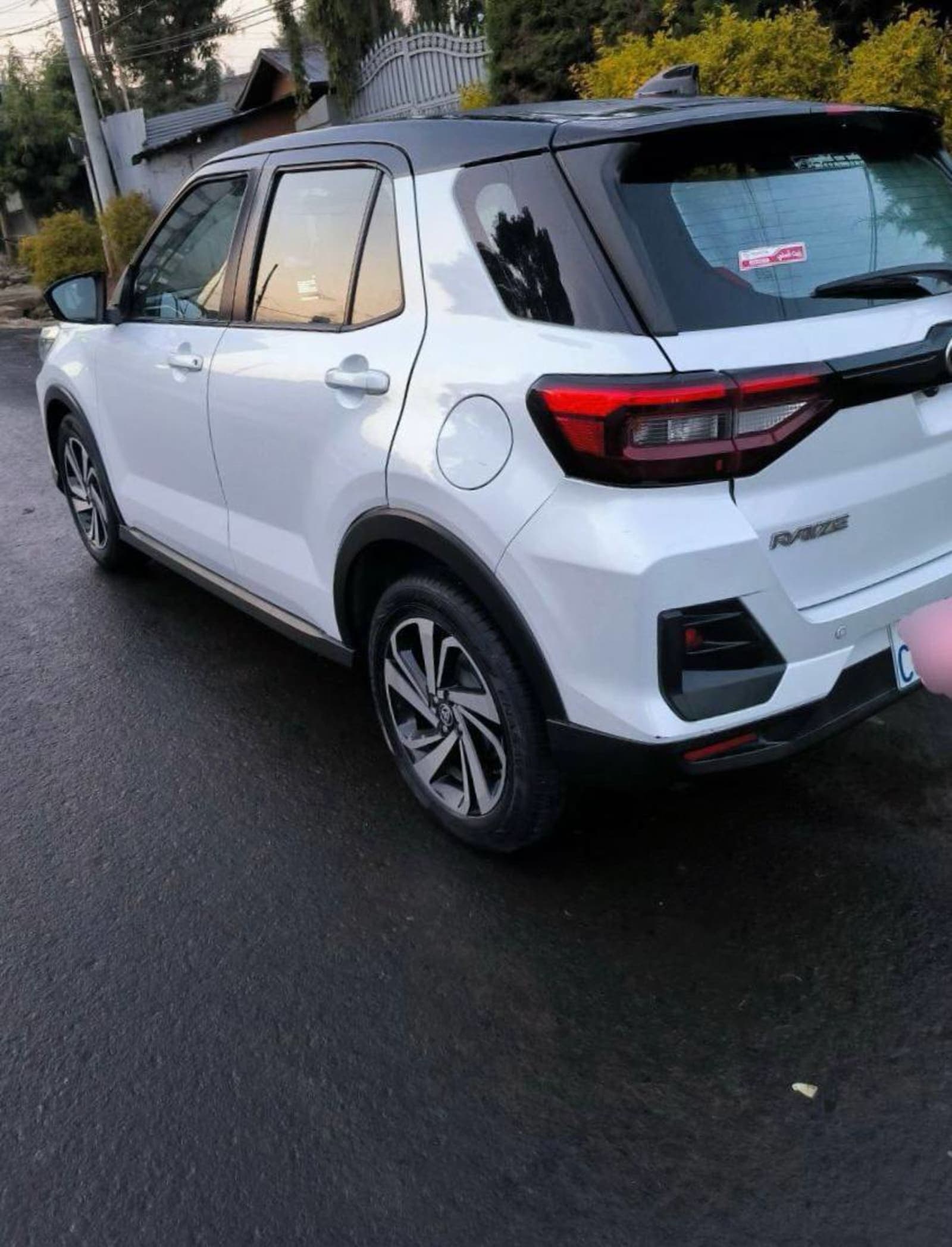 2022 Toyota Raize — photo 2