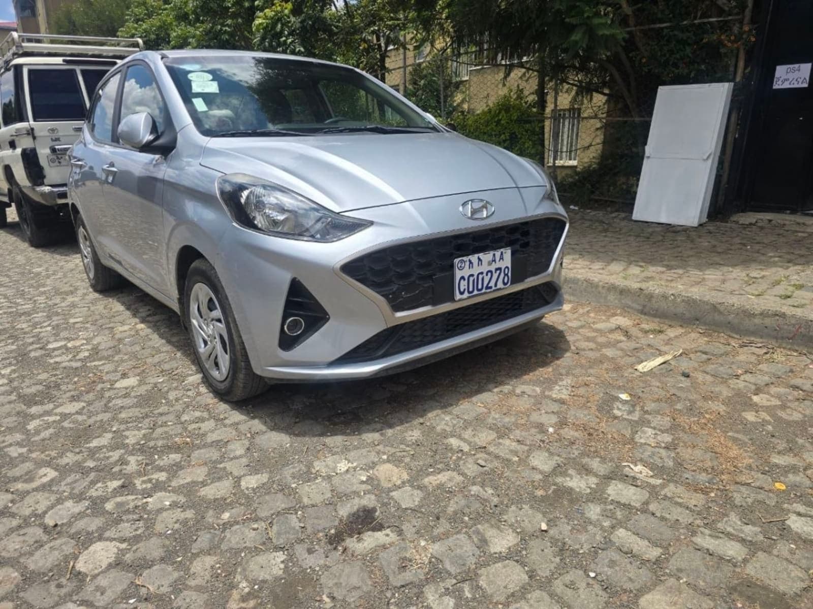 2022 Hyundai Grand i10 — photo 5