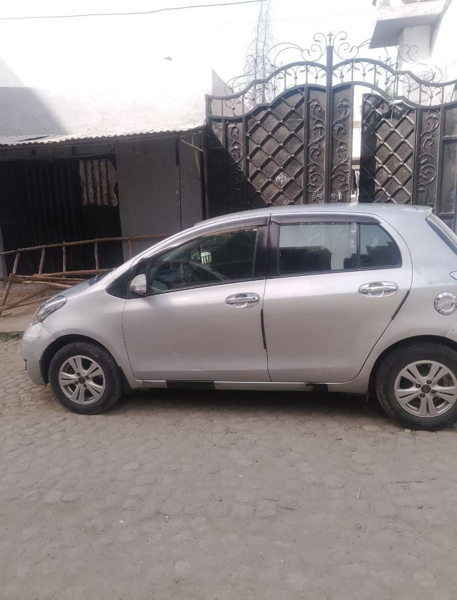 2005 Toyota Compact Yaris