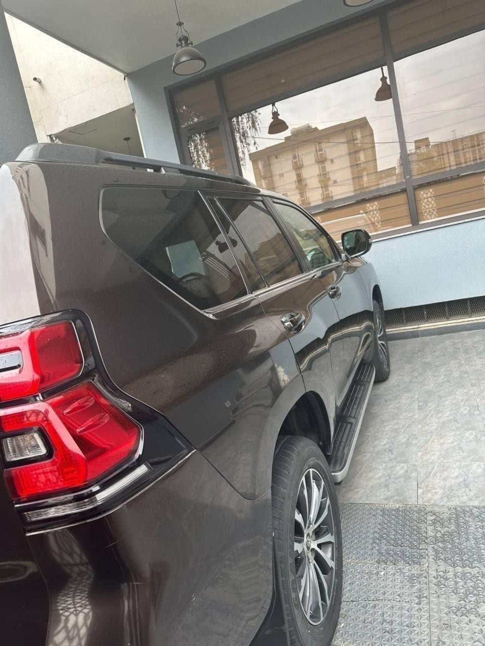 2019 Toyota Landcruiser Prado — photo 3