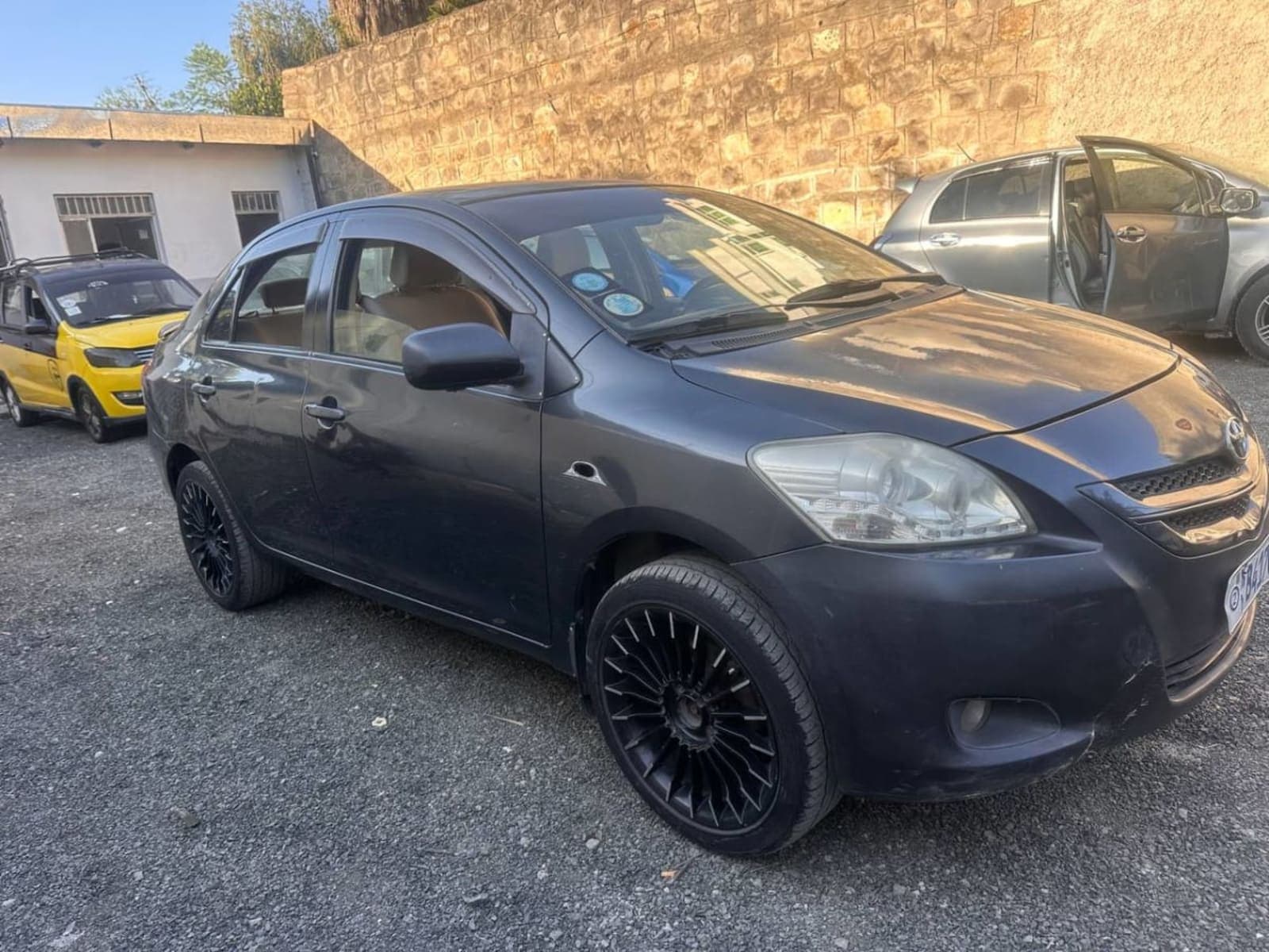 2007 Toyota Belta — photo 6