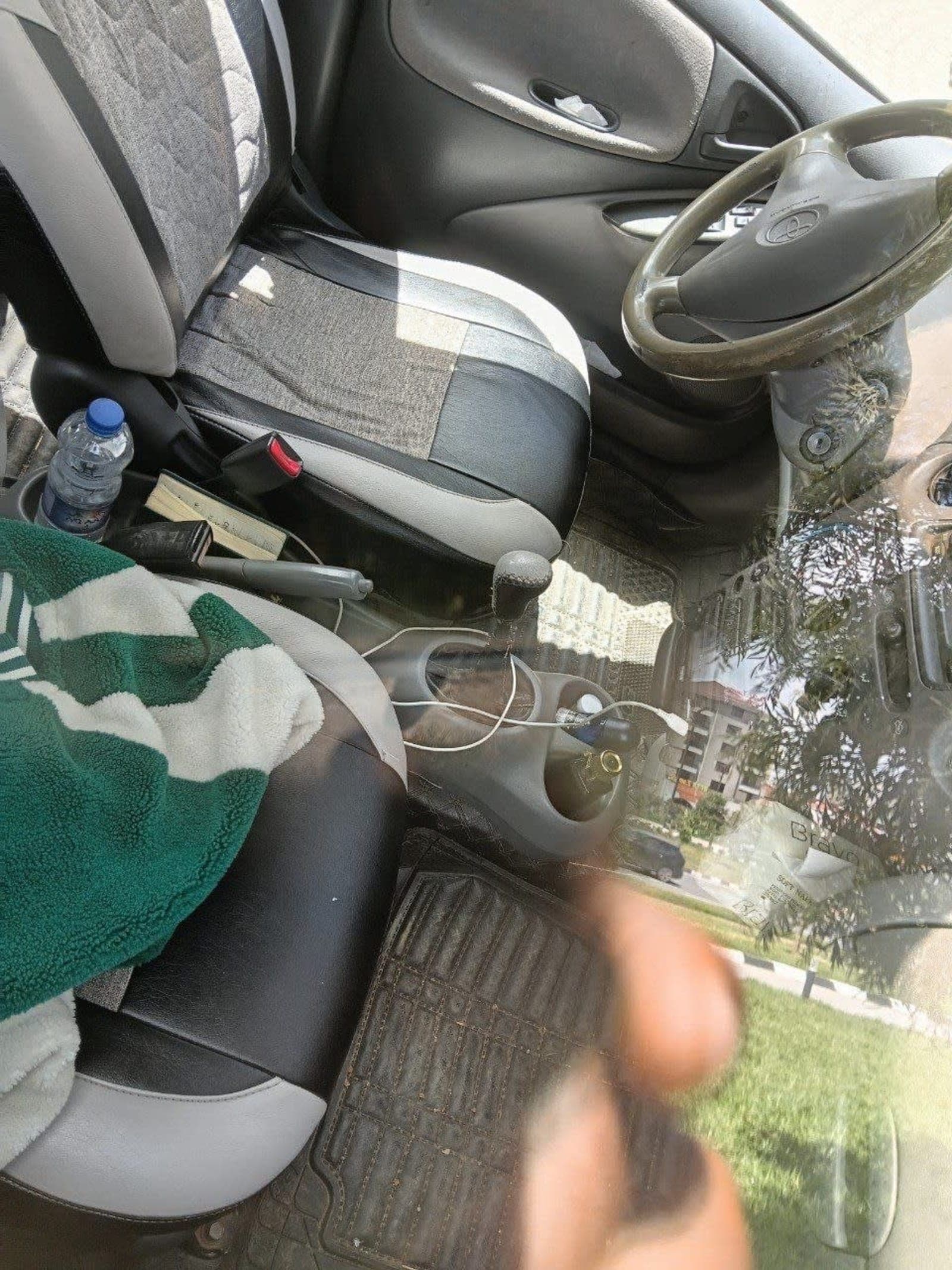 2000 Toyota Vitz — photo 2