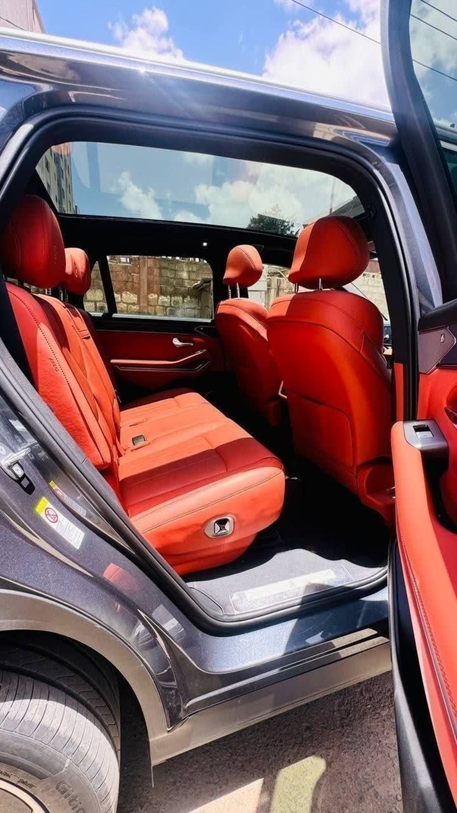2025 BYD Tang