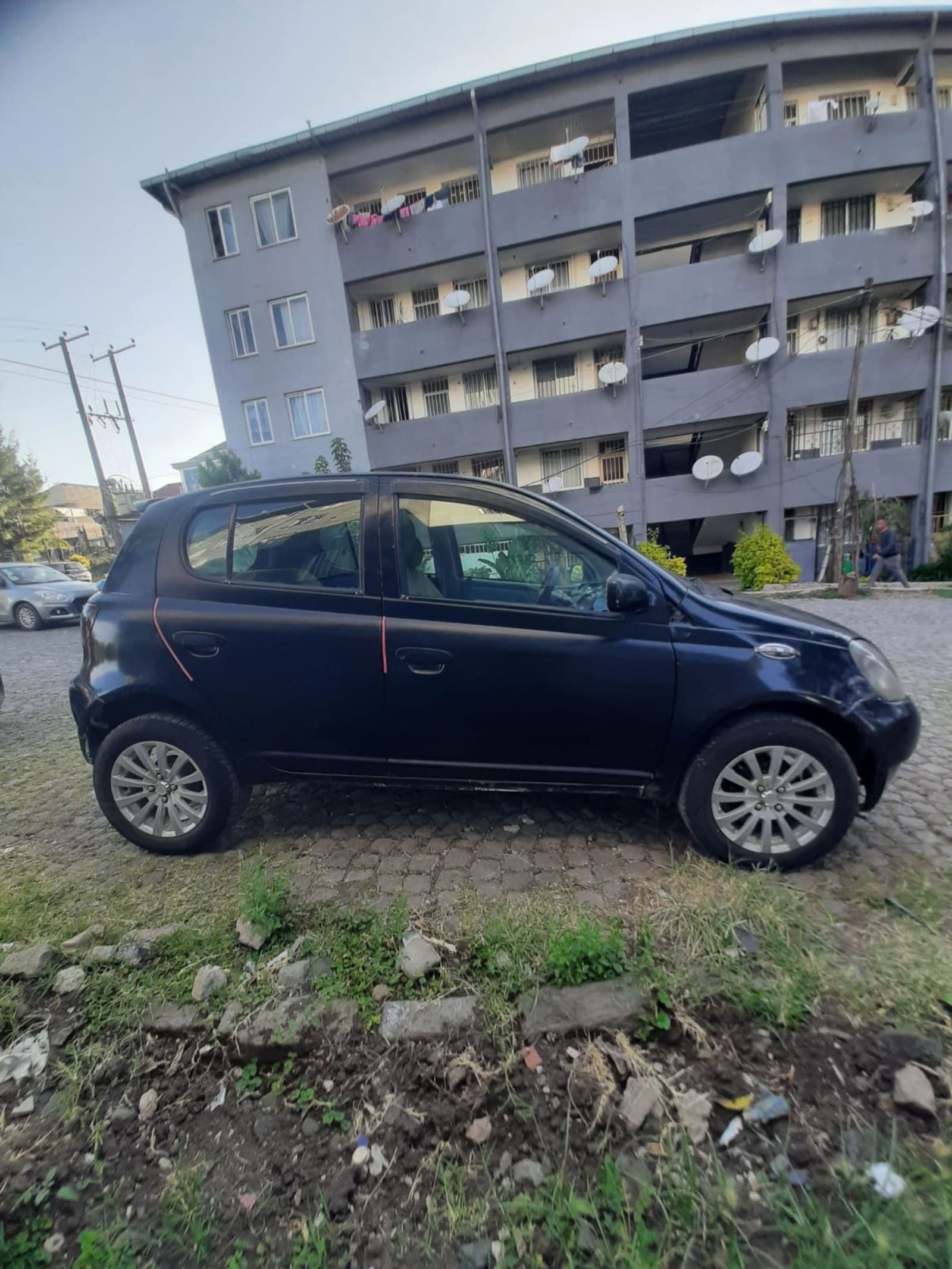 2000 Toyota Vitz