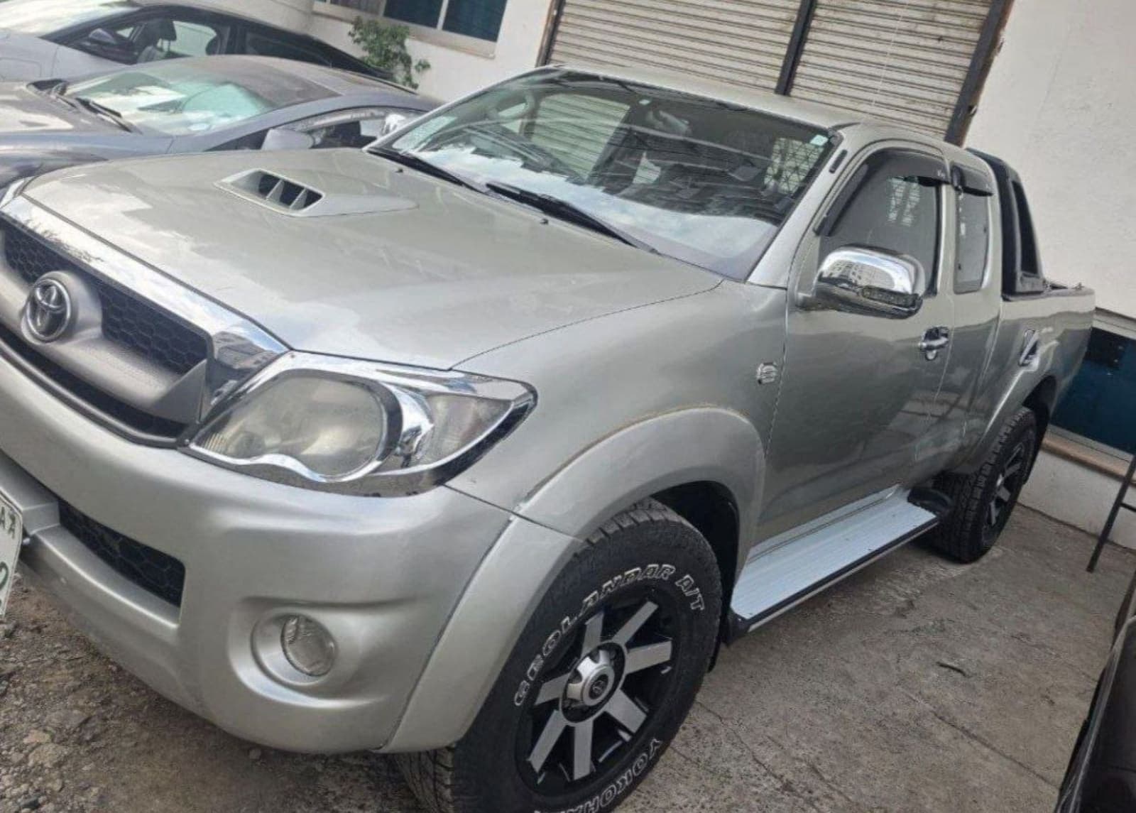 2009 Toyota Hilux Kin Cap