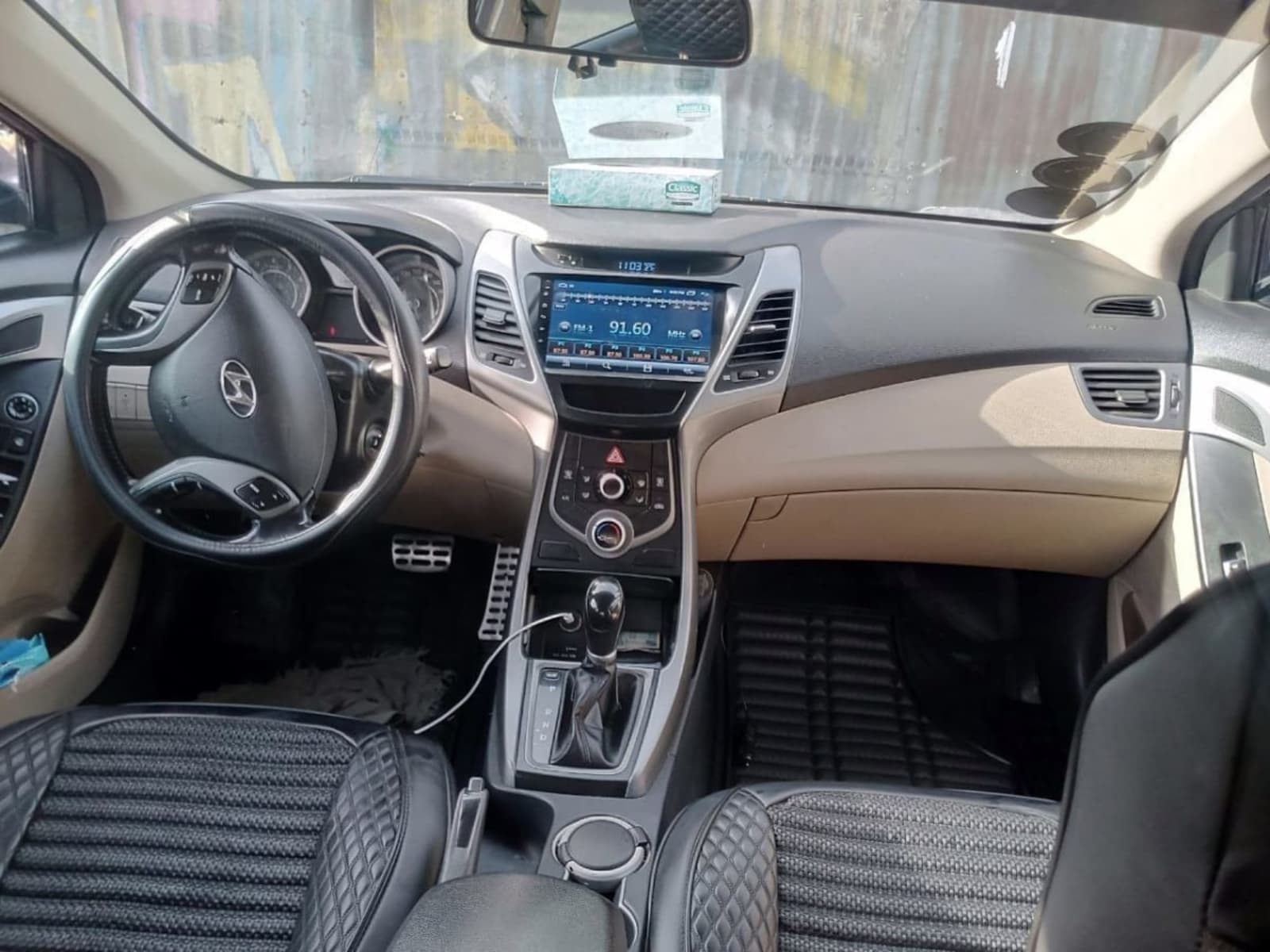 2014 Hyundai Elantra โ photo 2