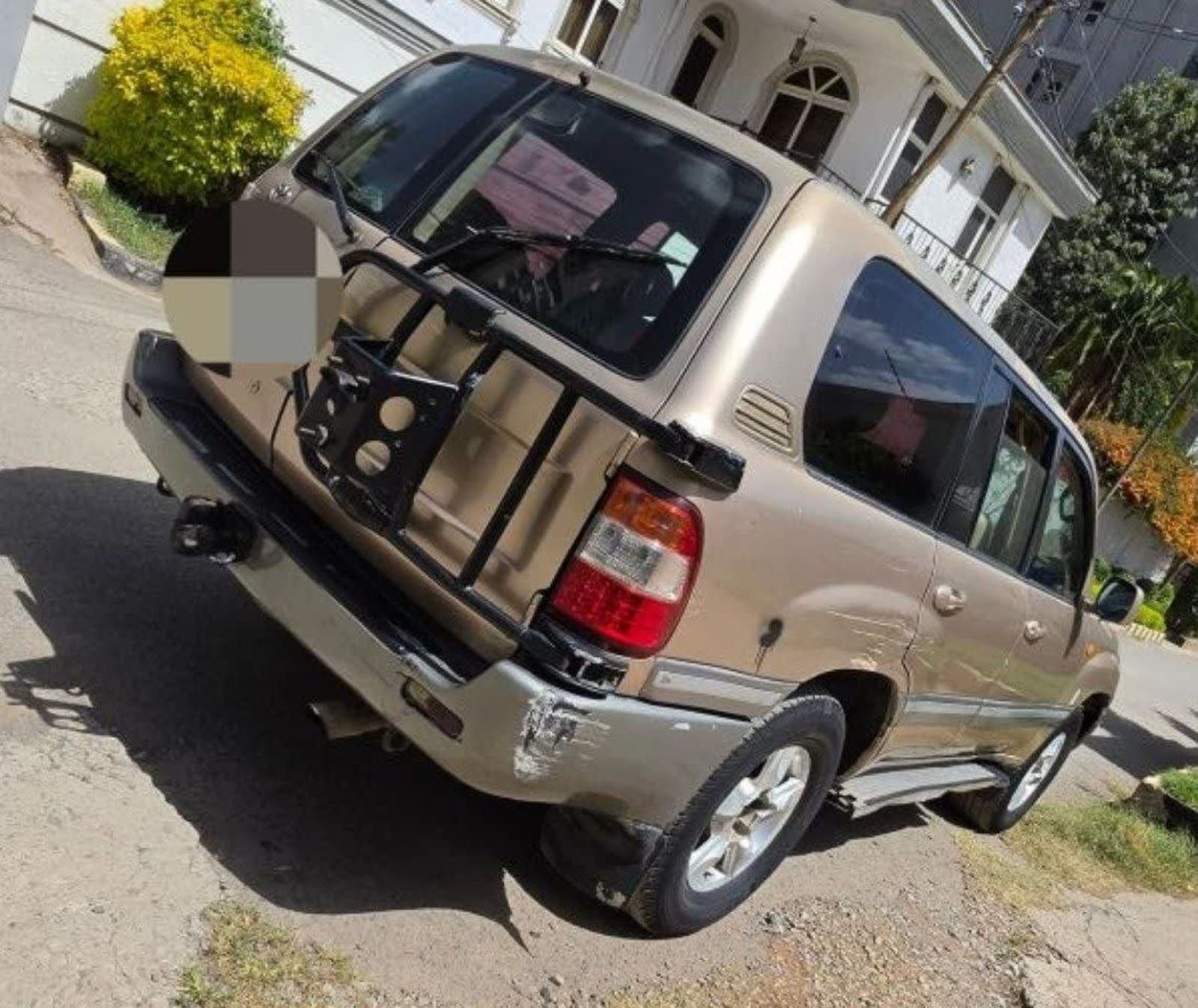 2004 Toyota Land Cruiser 105 — photo 4