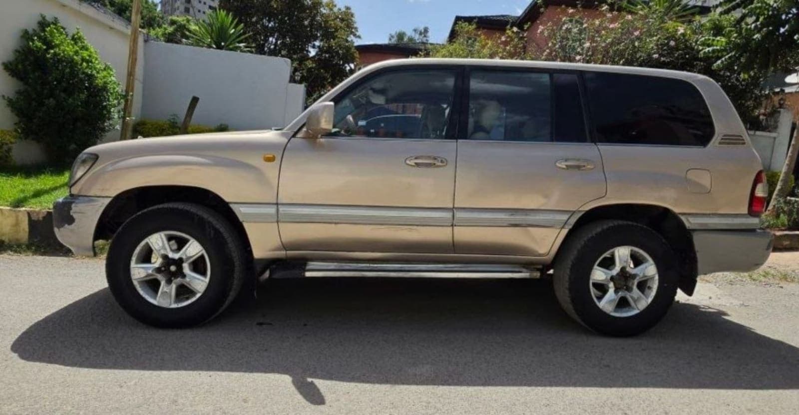 2004 Toyota Land Cruiser 105 — photo 5