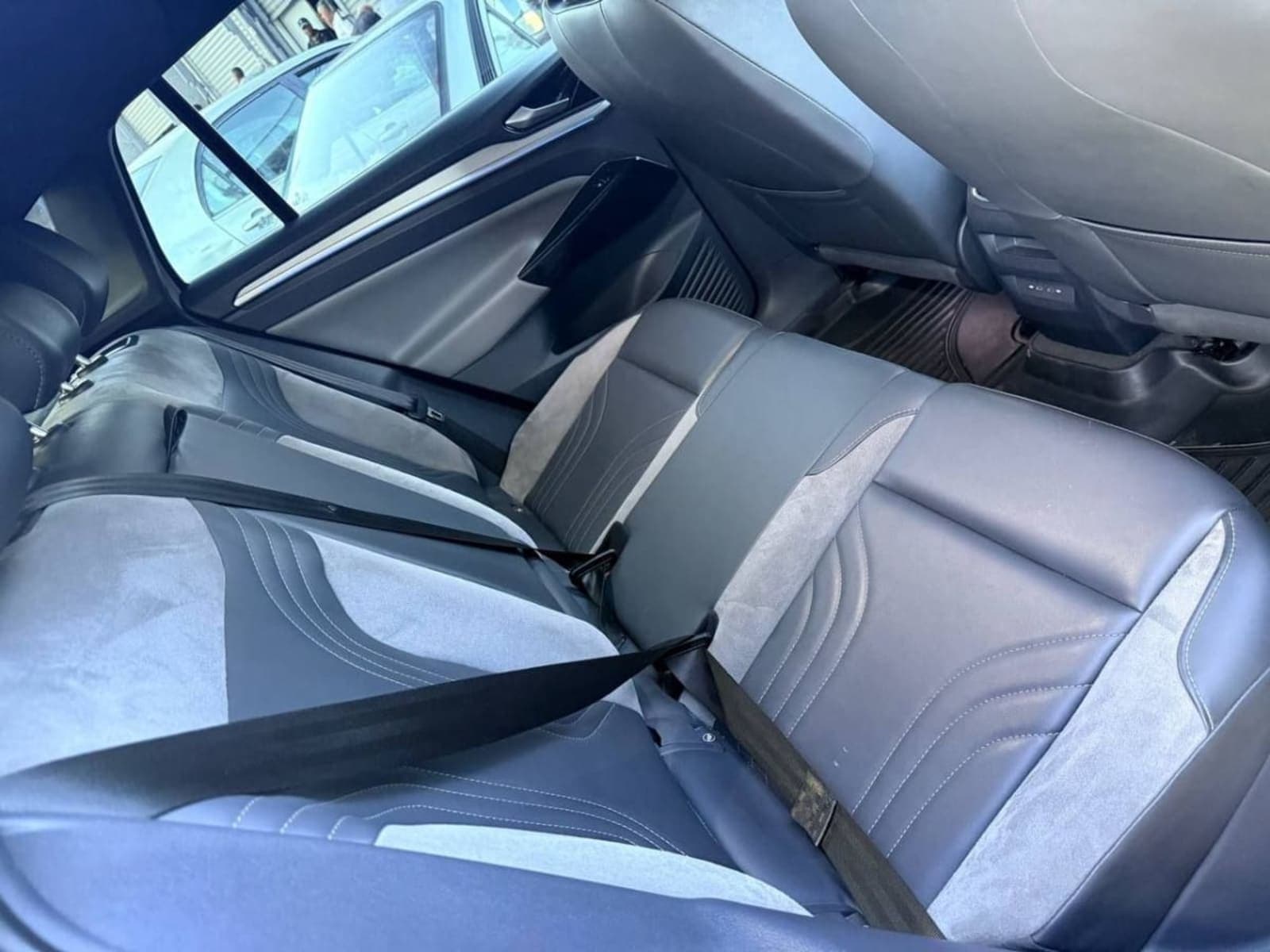 2023 Volkswagen ID.4 Crozz Pro — photo 8