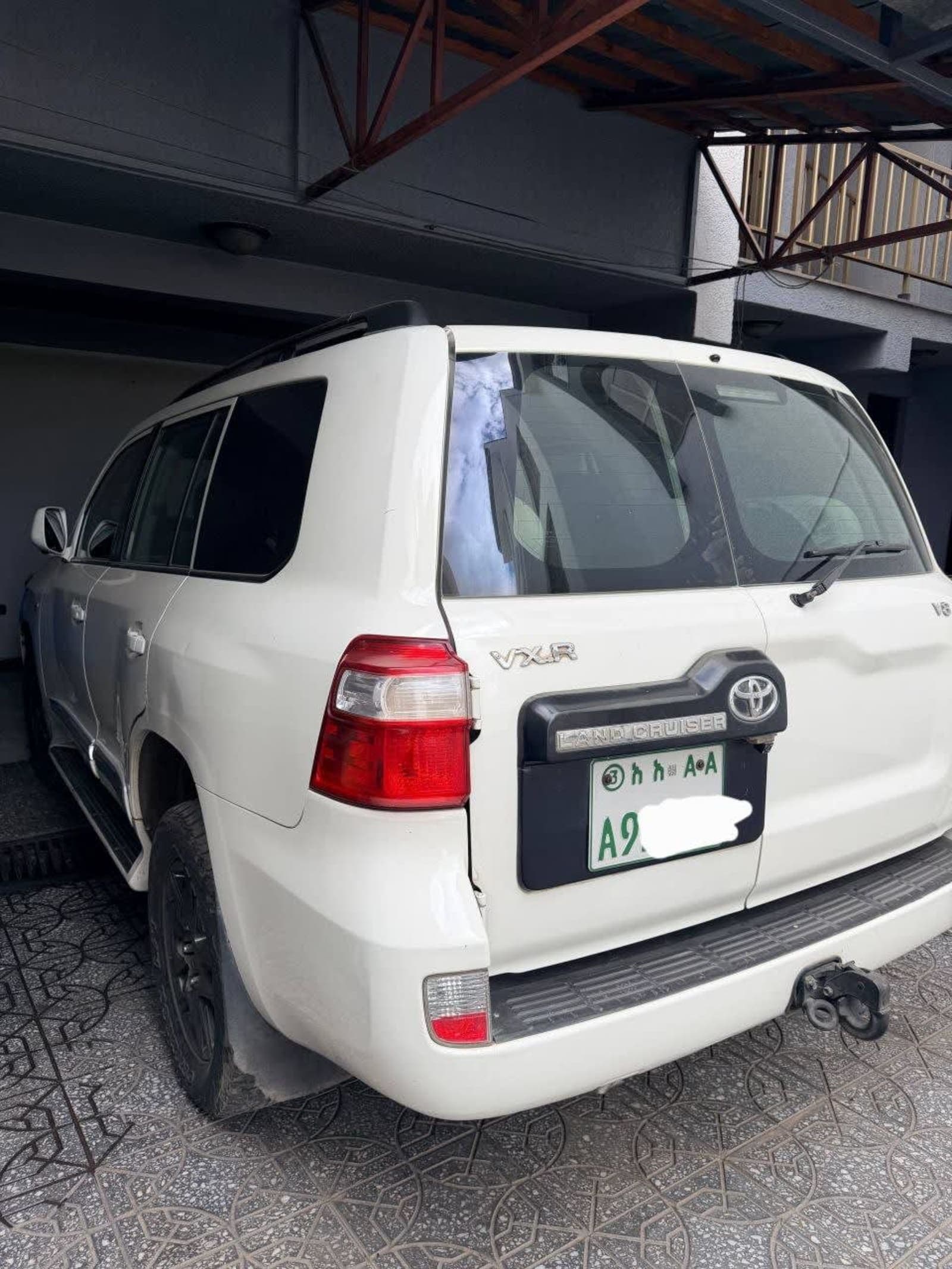2012 Toyota Landcruiser GXR — photo 5