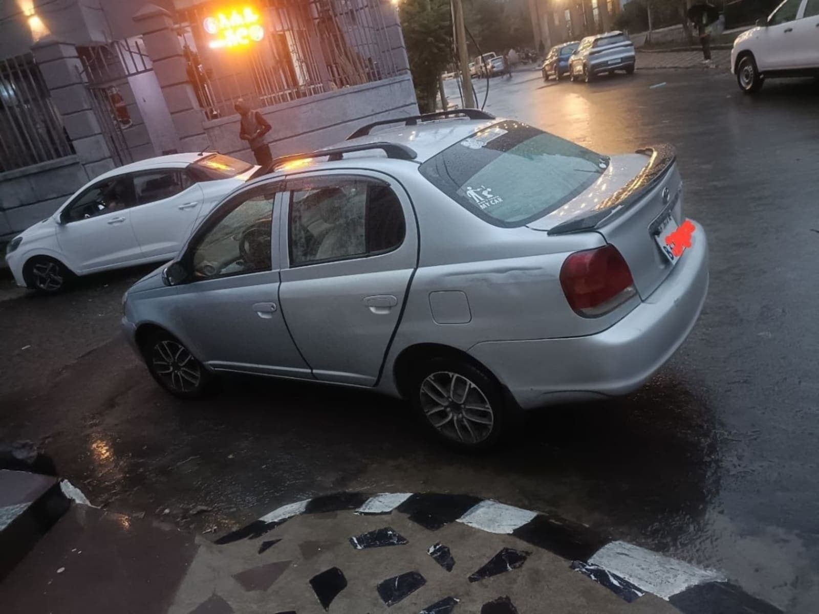 2005 Toyota Piatez — photo 2