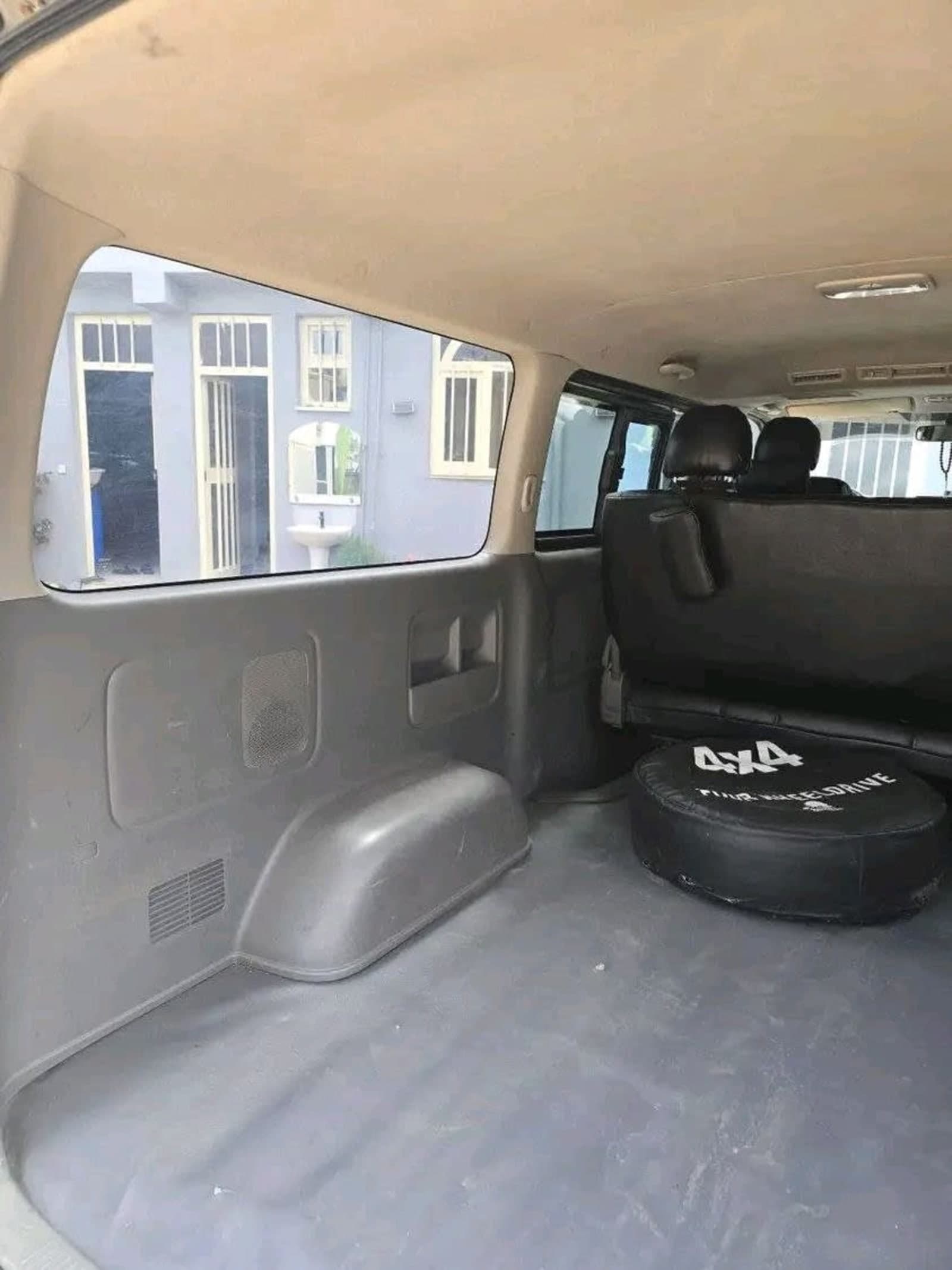 2007 Toyota Abadula — photo 7