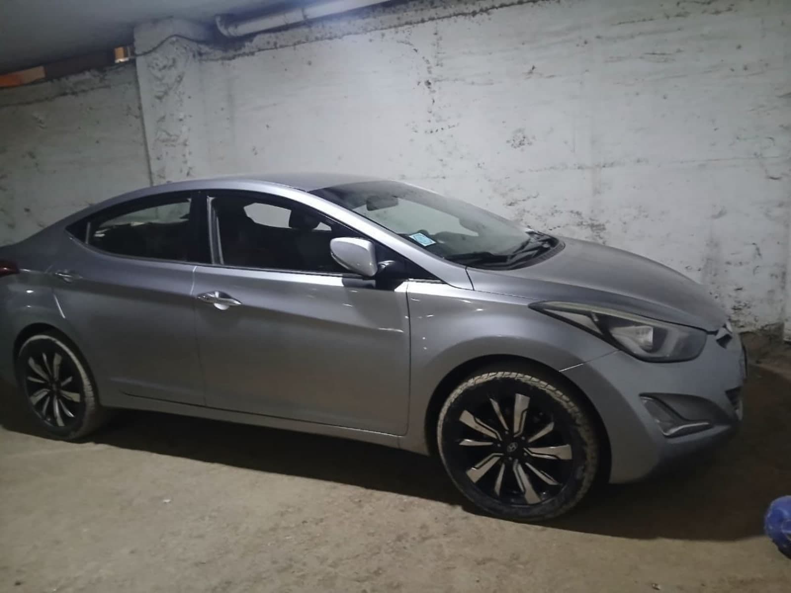 2012 Hyundai Elantra — photo 6