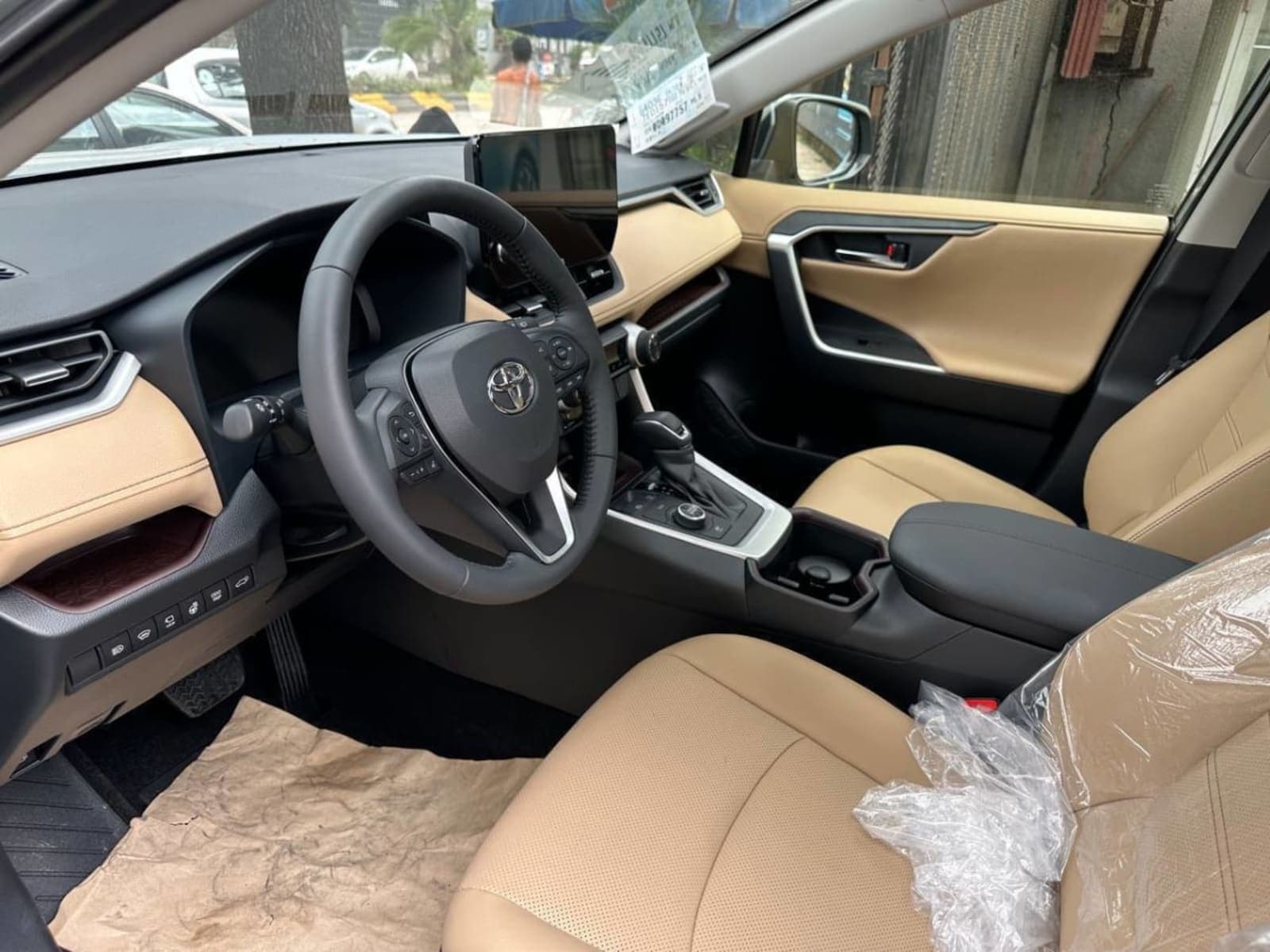 2024 Toyota Rav4 — photo 3