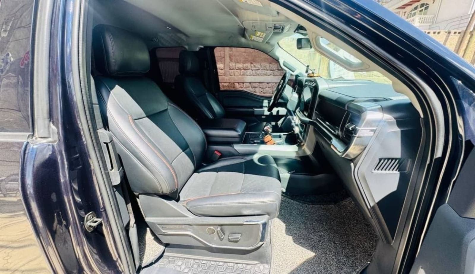 2022 Ford F150 Lariat