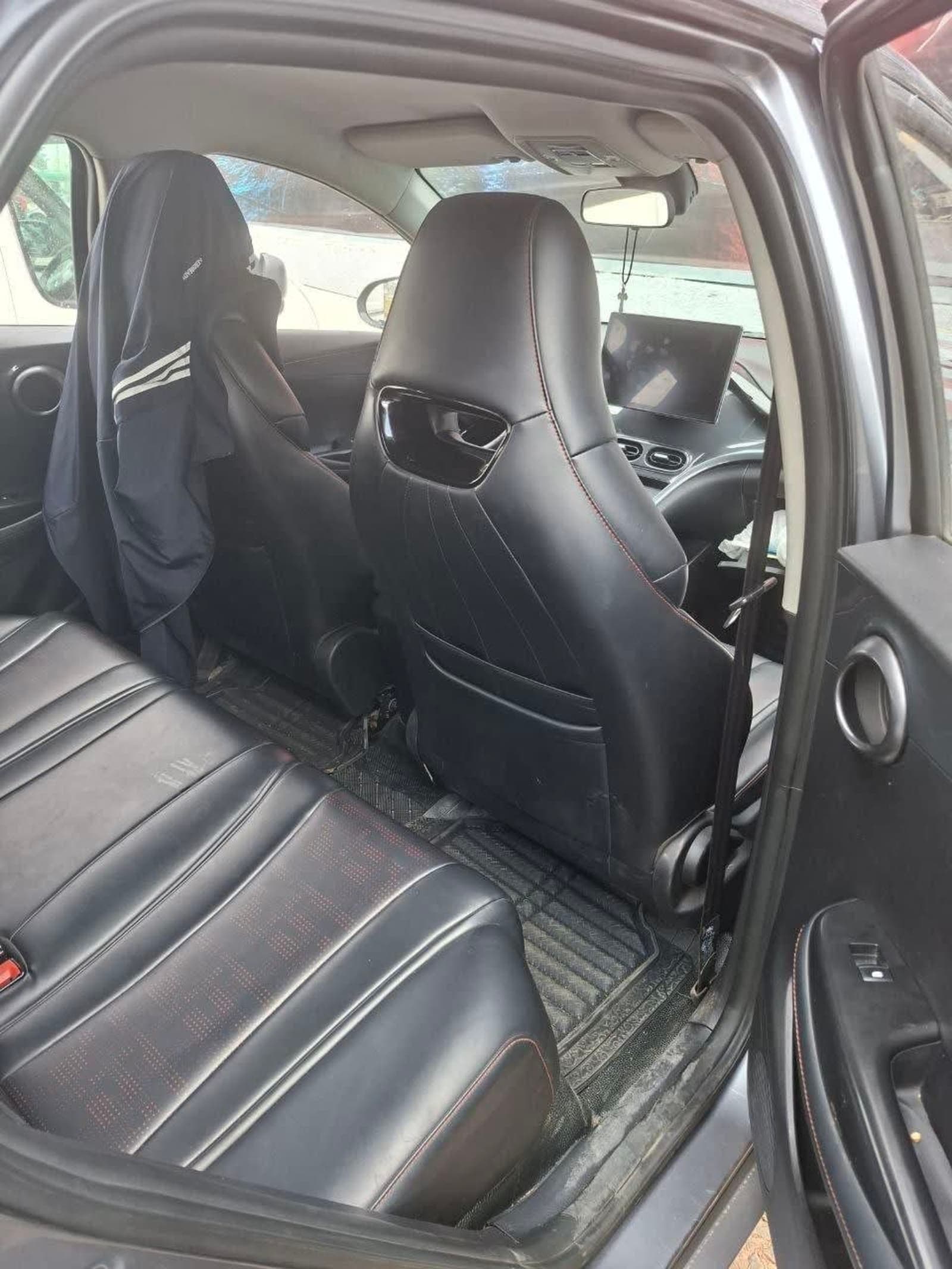 2024 BYD E2 — photo 4
