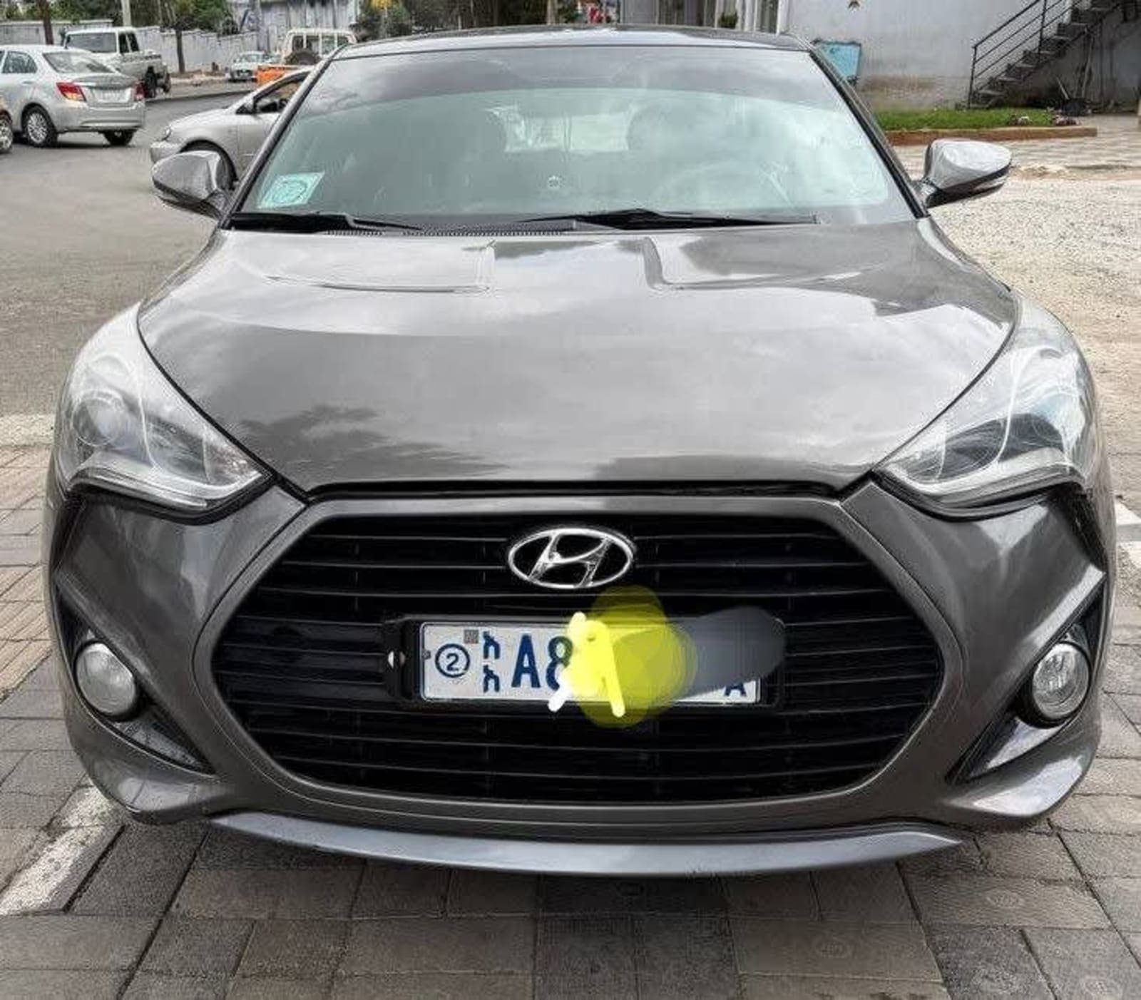 2012 Hyundai Veloster โ photo 2