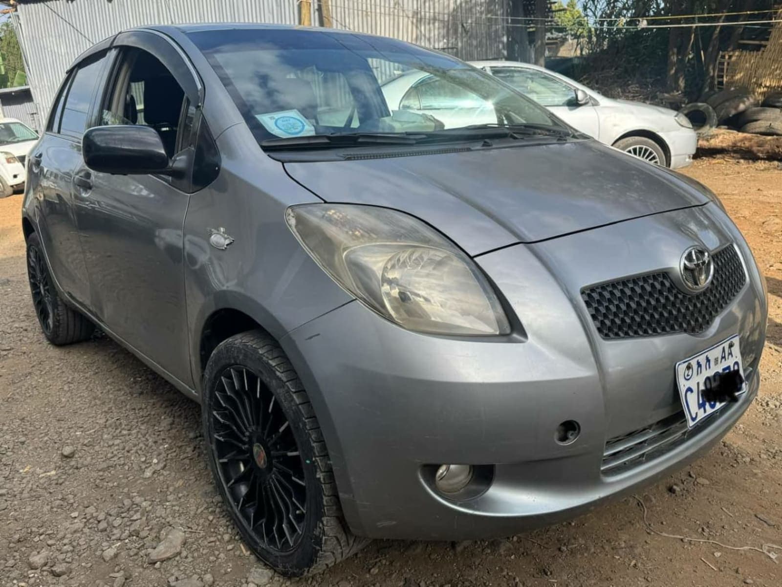 2007 Toyota Yaris compact — photo 6