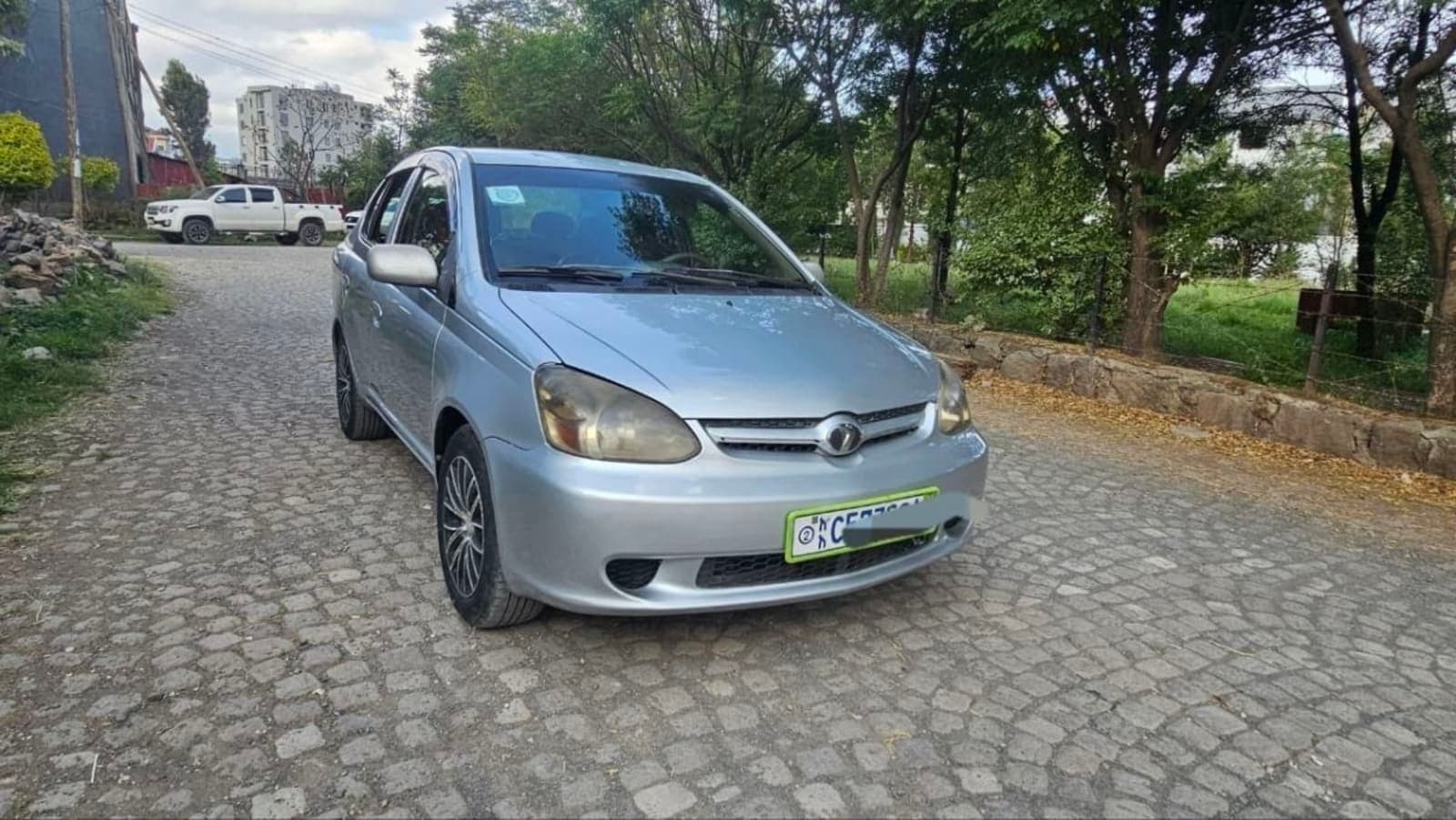 2005 Toyota Platz — photo 7