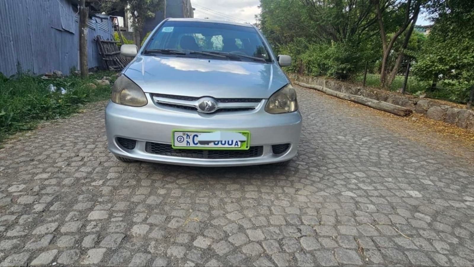 2005 Toyota Platz — photo 8