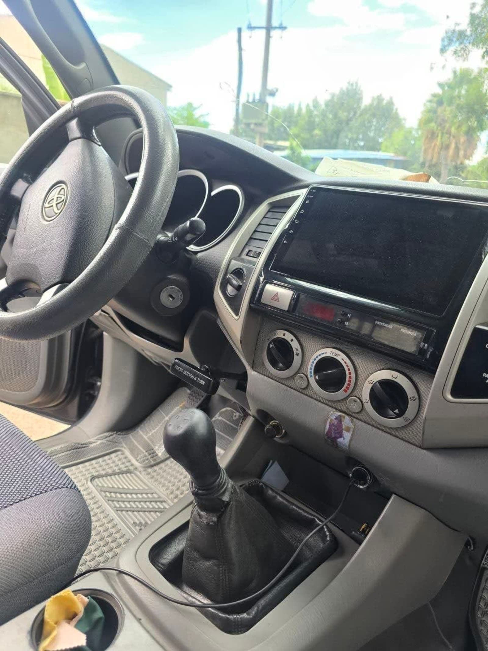2007 Toyota Tacoma โ photo 2