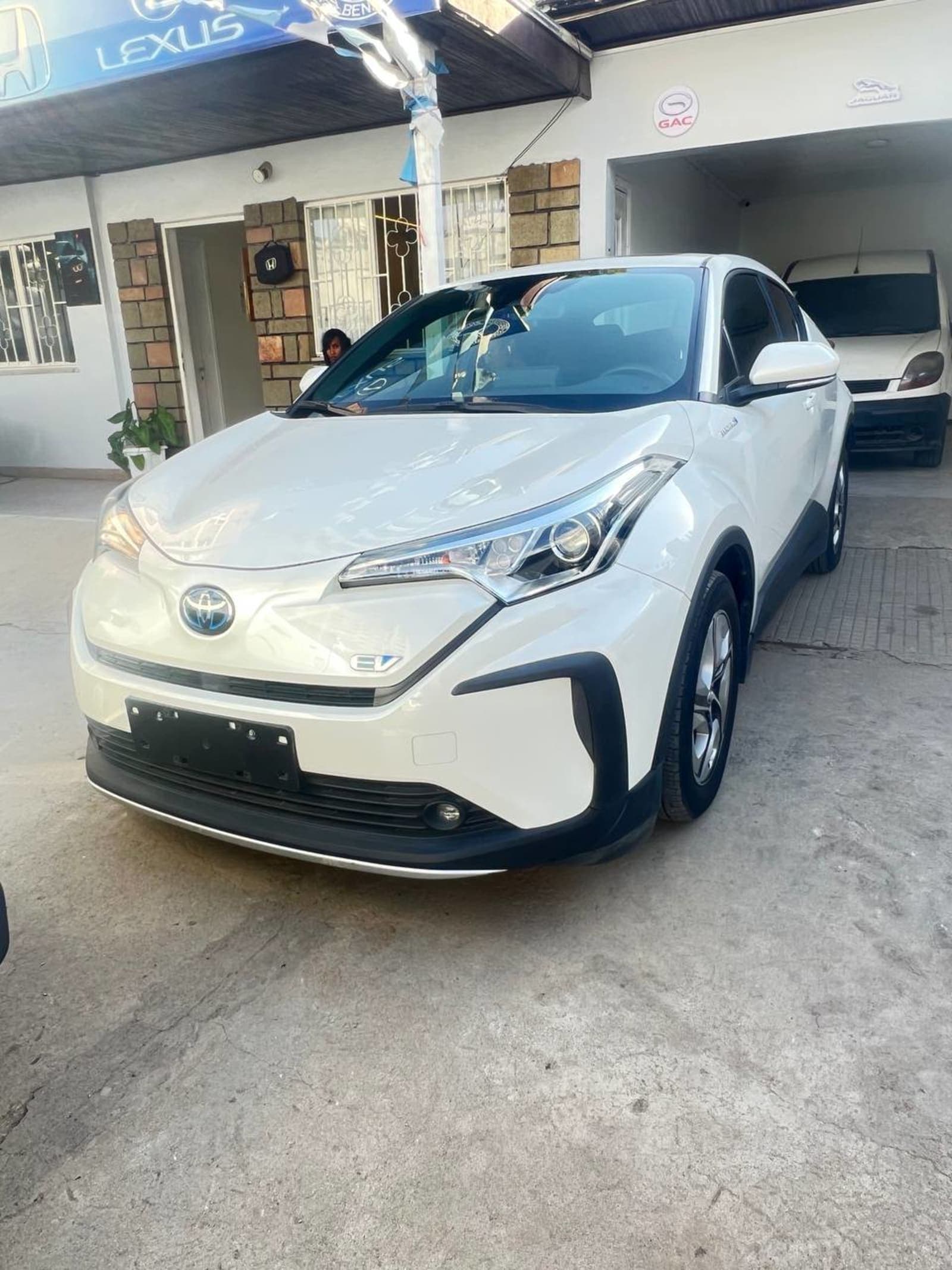 2022 TOYOTA CHR EV