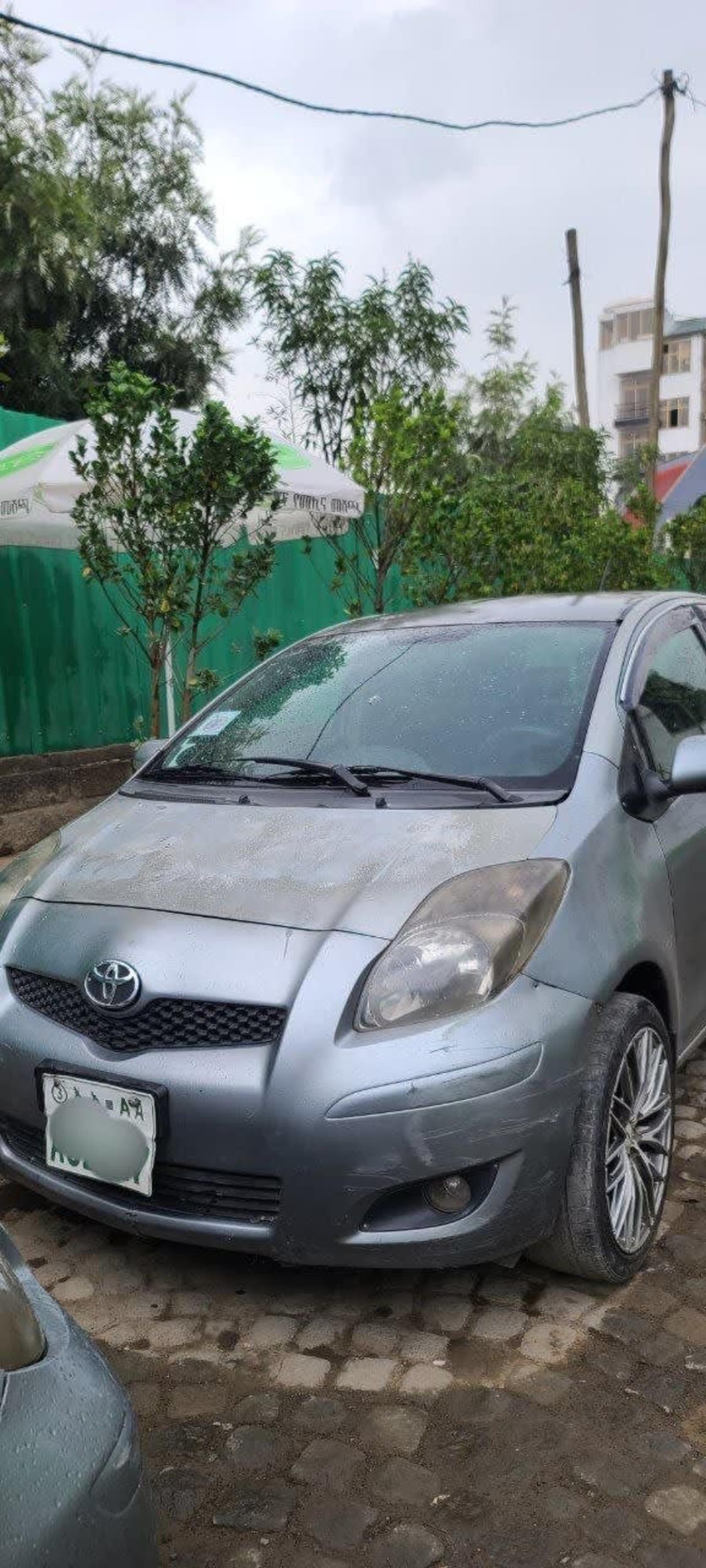 2008 Toyota Yaris Compact — photo 4