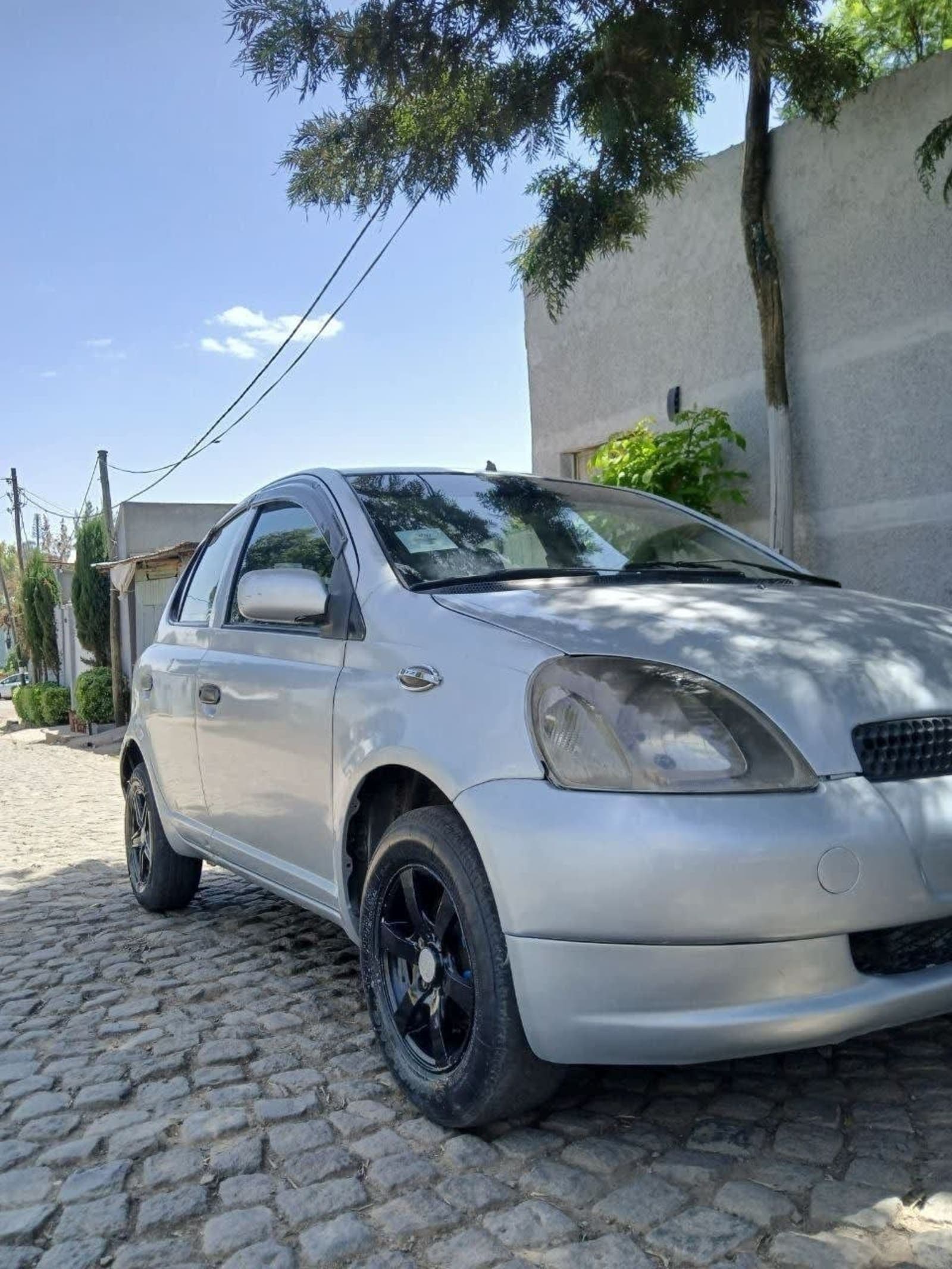 2001 Toyota Vitz — photo 5