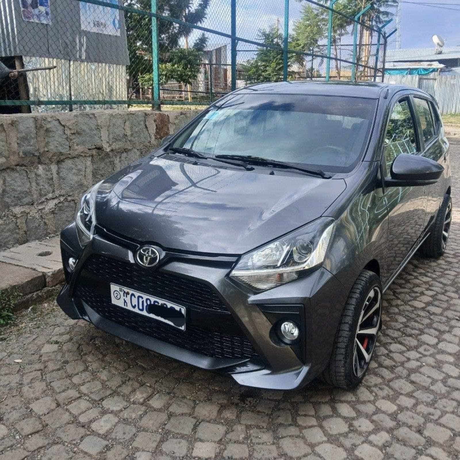 2022 Toyota Agya — photo 2
